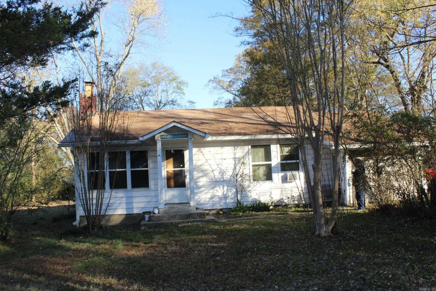 Great starter home in Hatfield on a large (1/2 acre) lot.  The current tenant might be willing to stay when the home sells. Three bedroom/2 bath with wood floors, sheetrock walls, tile, and more.  Fireplace with insert and blowers, over stove microwave. Barn and chicken coop on property. Gutters, rain barrels, nicely set up for garden, chickens and a mini-homestead! In town, yet private. Smaller bedroom could be an office, with entrance to the outside. Nice enclosed patio in the back. See this today, a good deal for the money.