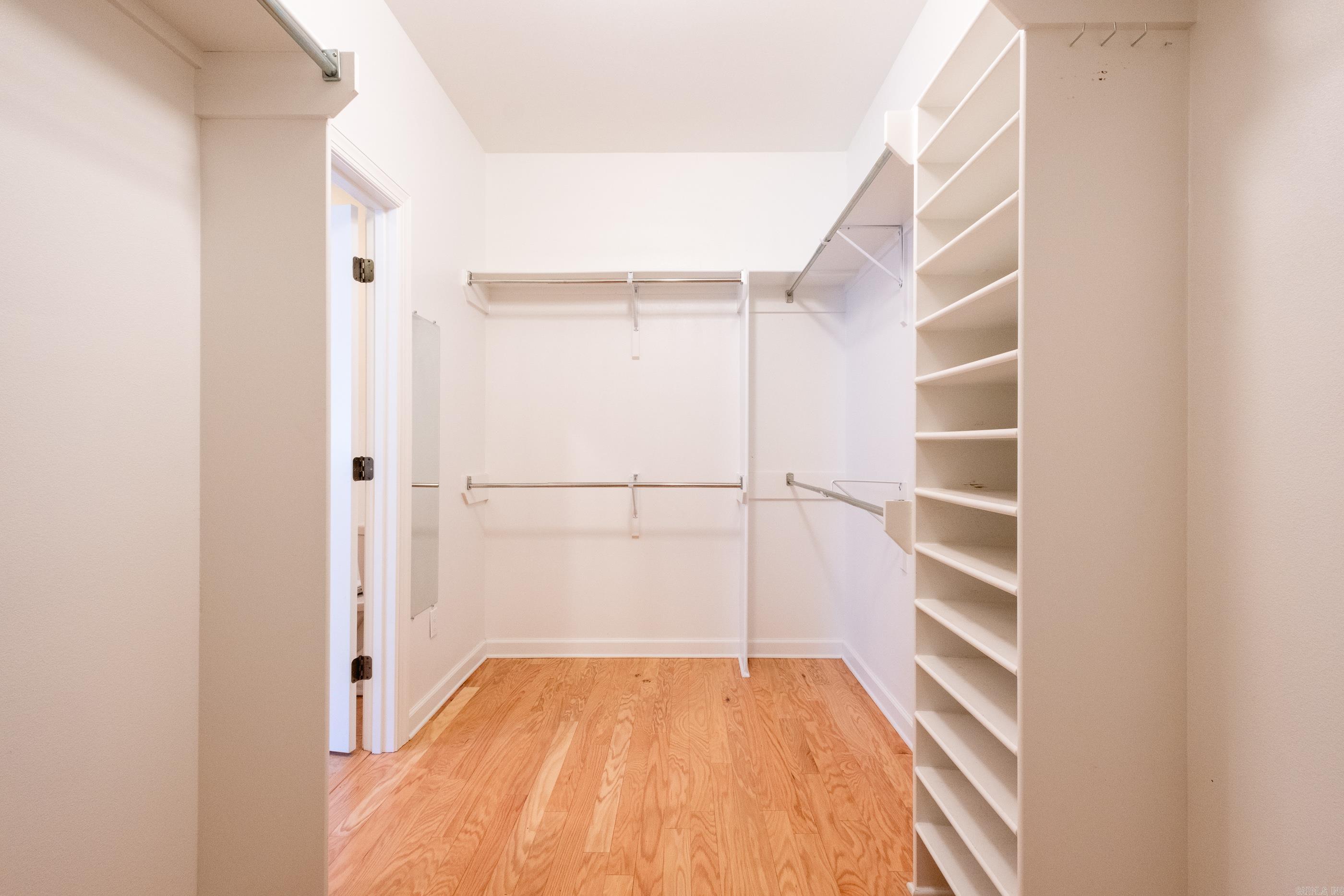 FOREST VALLEY - Residential