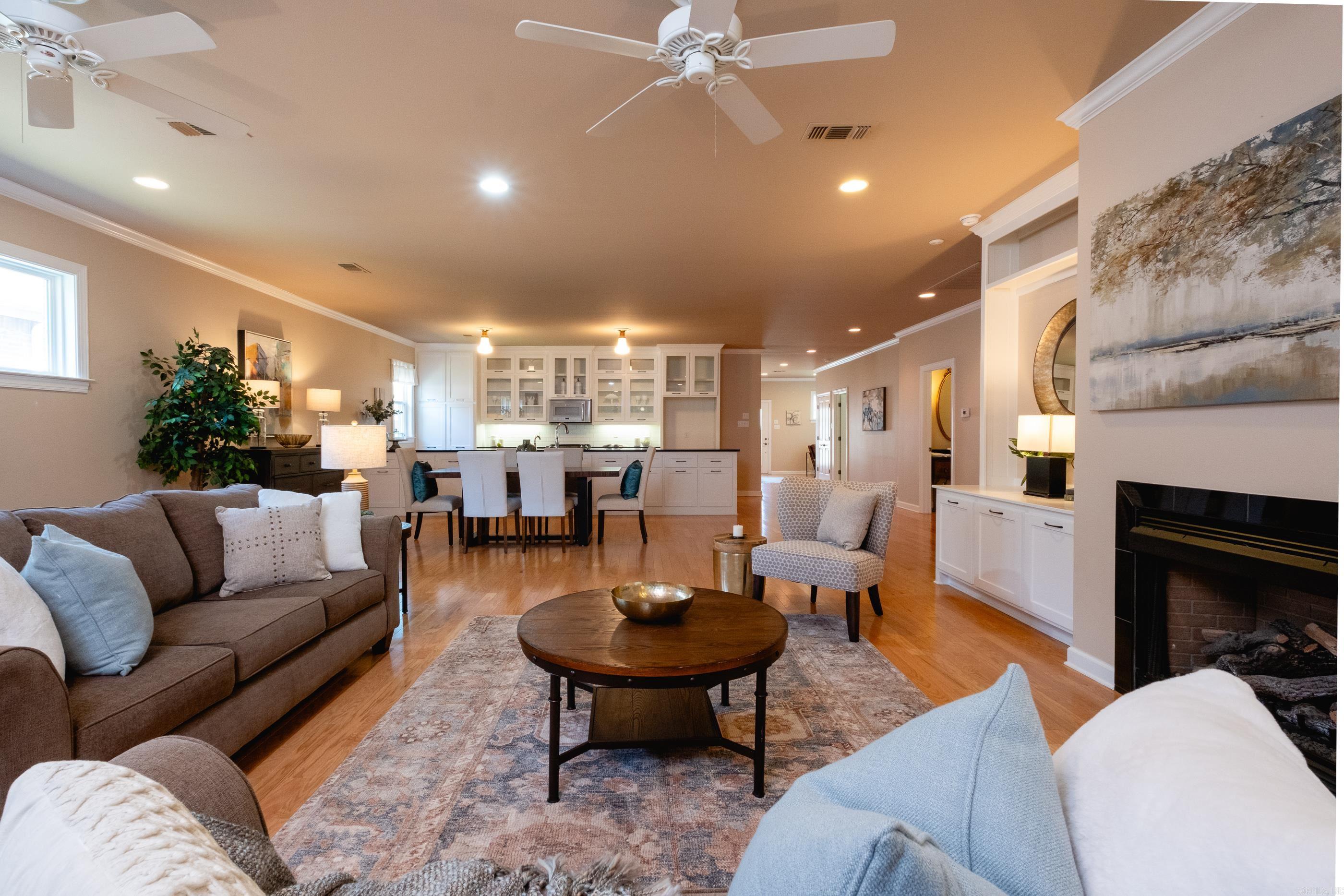 FOREST VALLEY - Residential