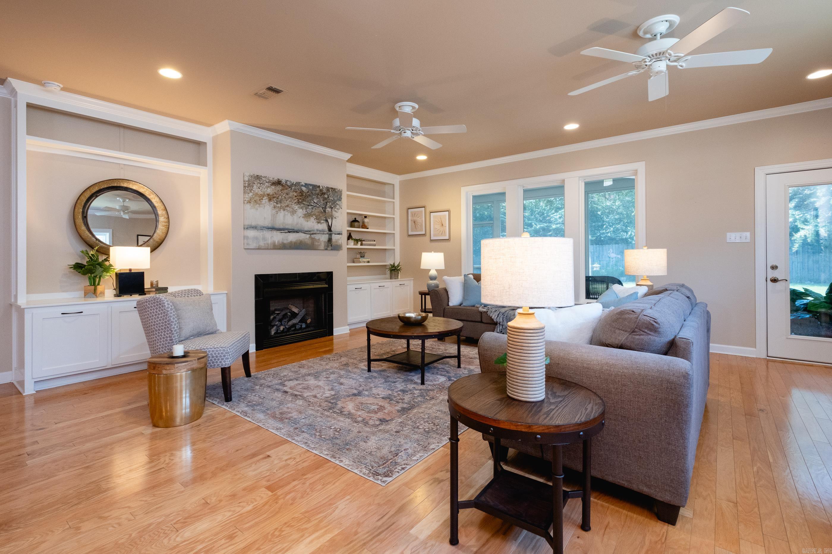 FOREST VALLEY - Residential