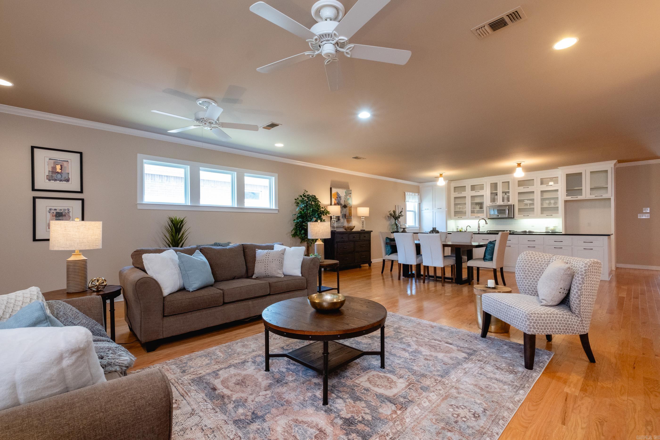 FOREST VALLEY - Residential