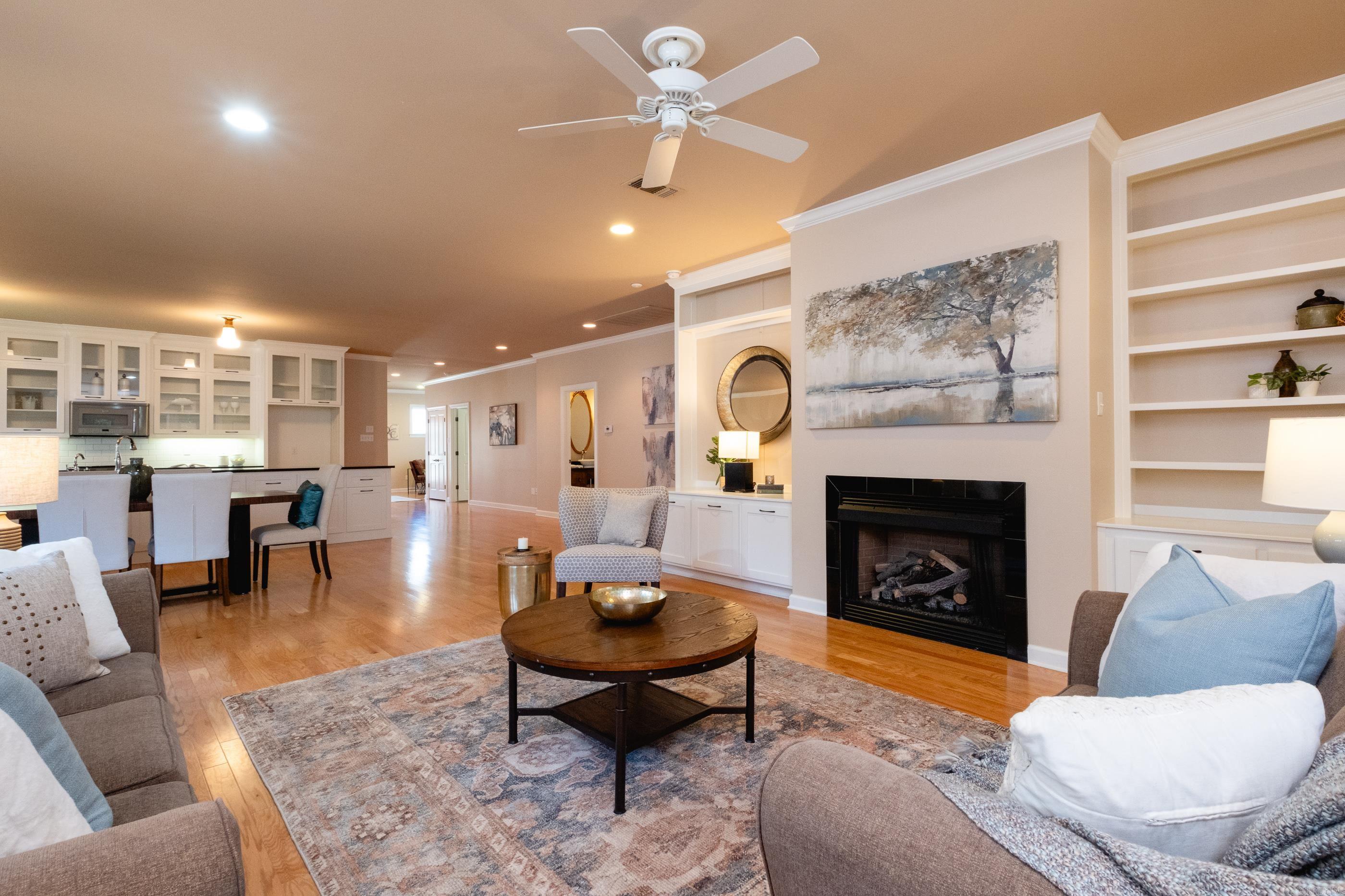 FOREST VALLEY - Residential