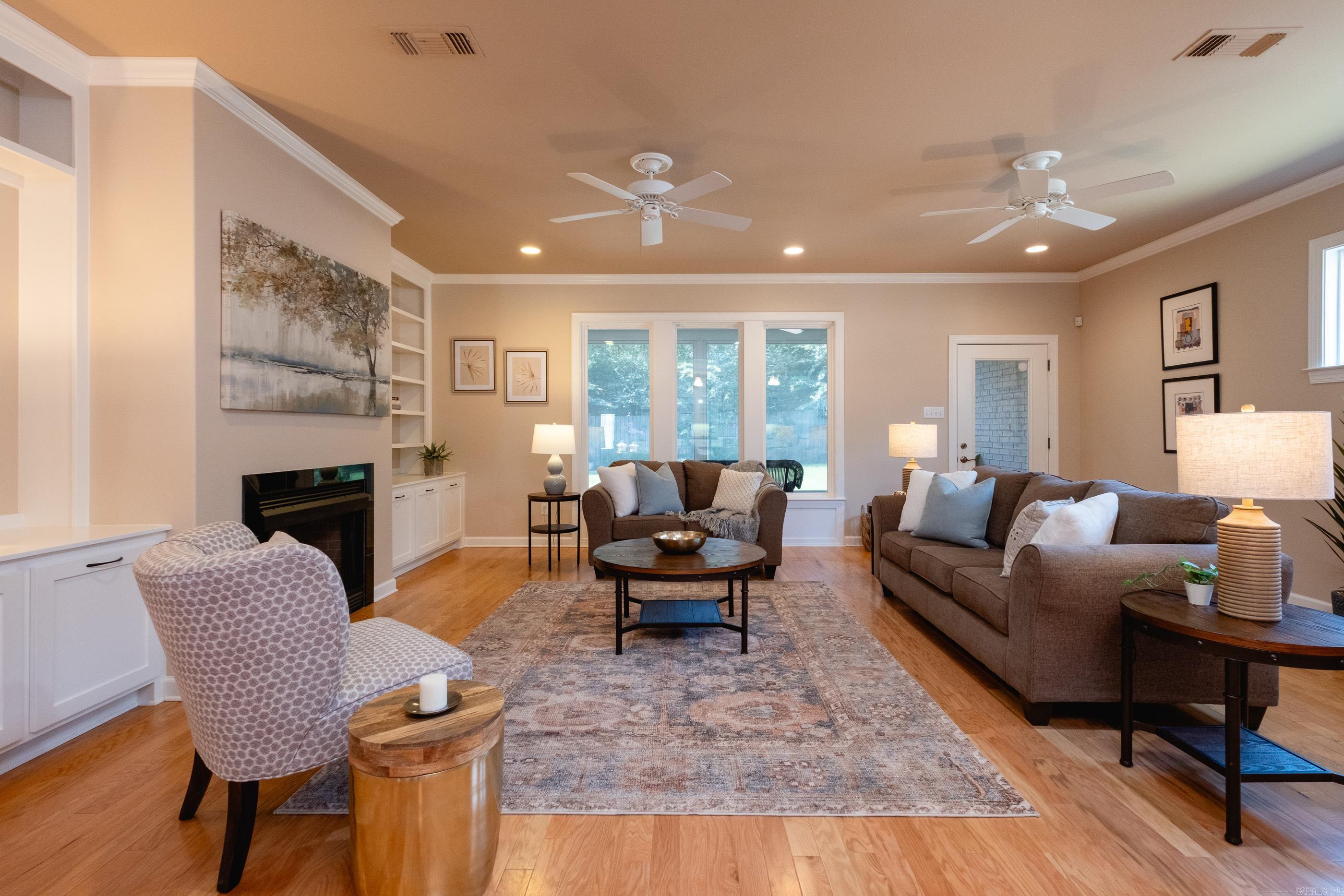 FOREST VALLEY - Residential