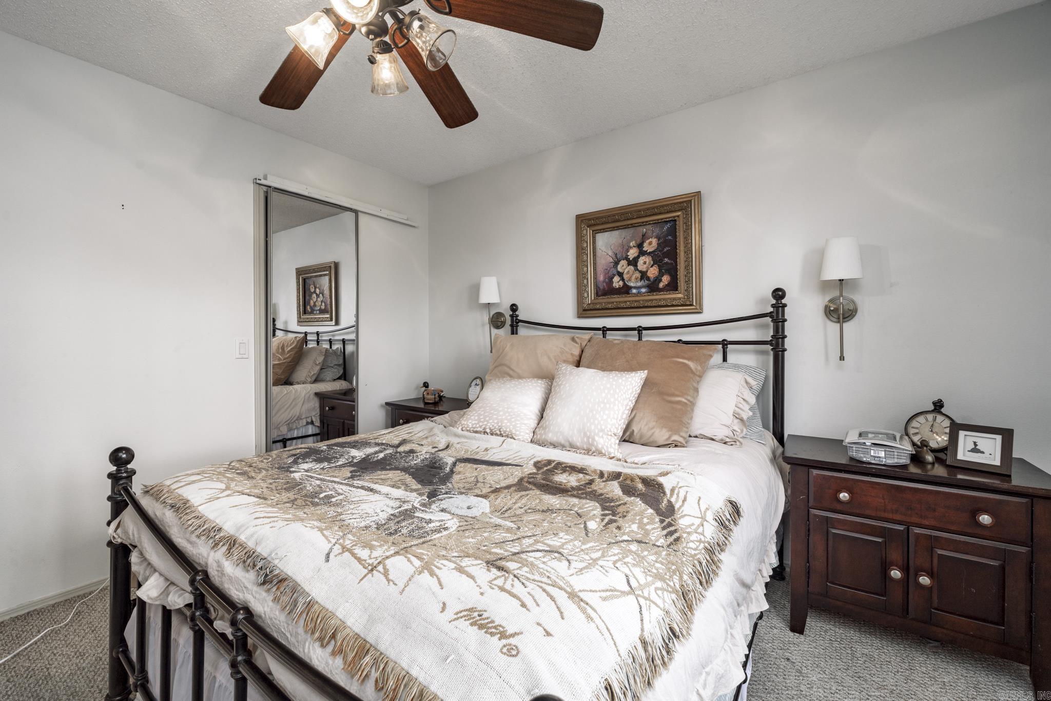 SAN FERNANDO - Residential