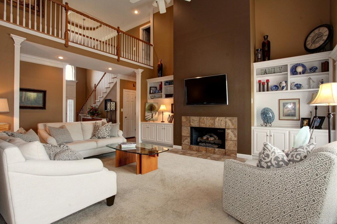 THE VILLAGES OF WELLINGTON - Residential