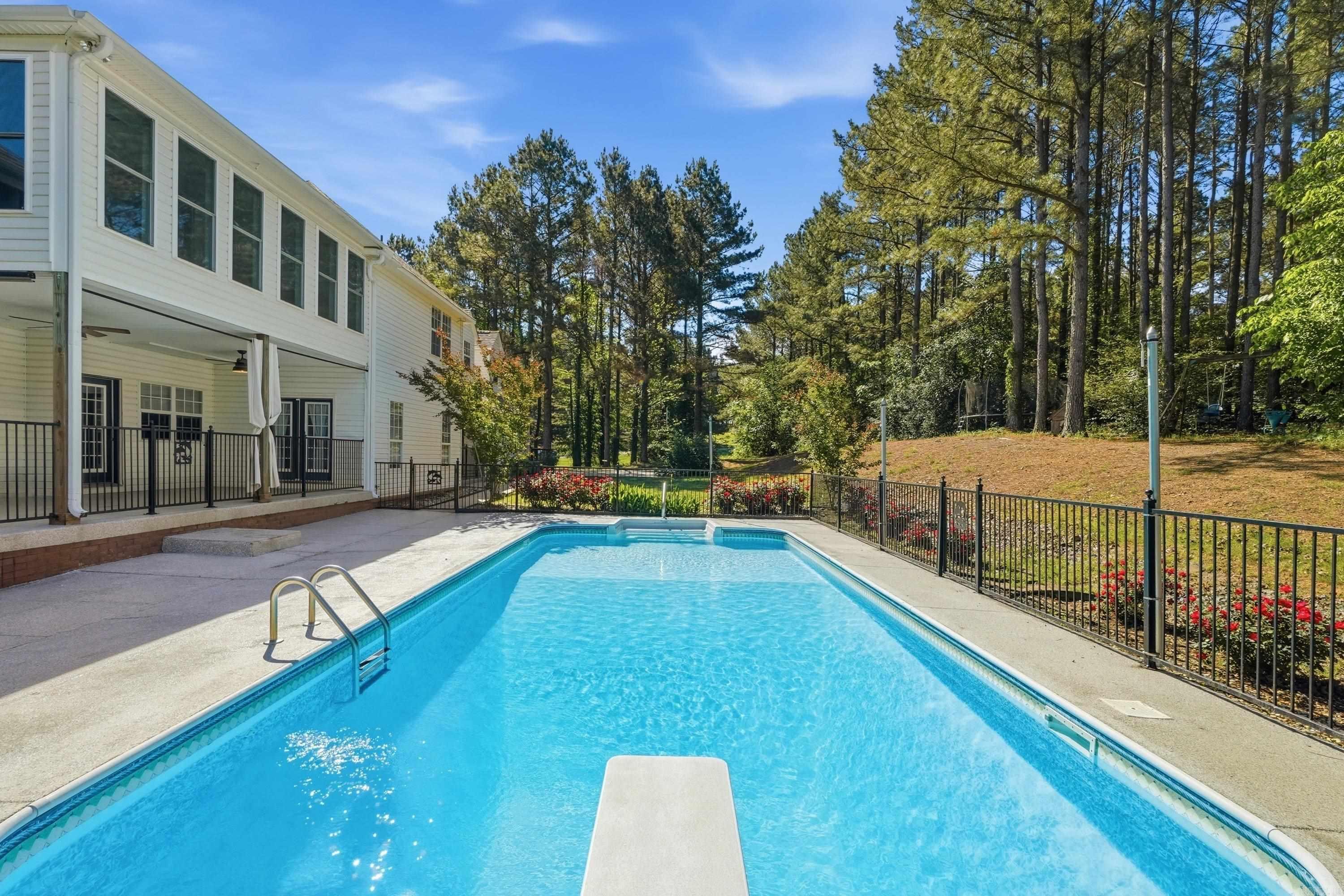 SUMMER HILL PLACE - Residential