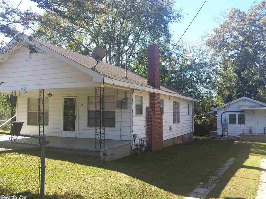 Excellent investment! 2 BR /1.5 BA in one house, 1 BR 1BA in second home in back. Tenant has been there 4 years. New windows in second house along with heat & air unit. Electric has been updated. Owner/Agent