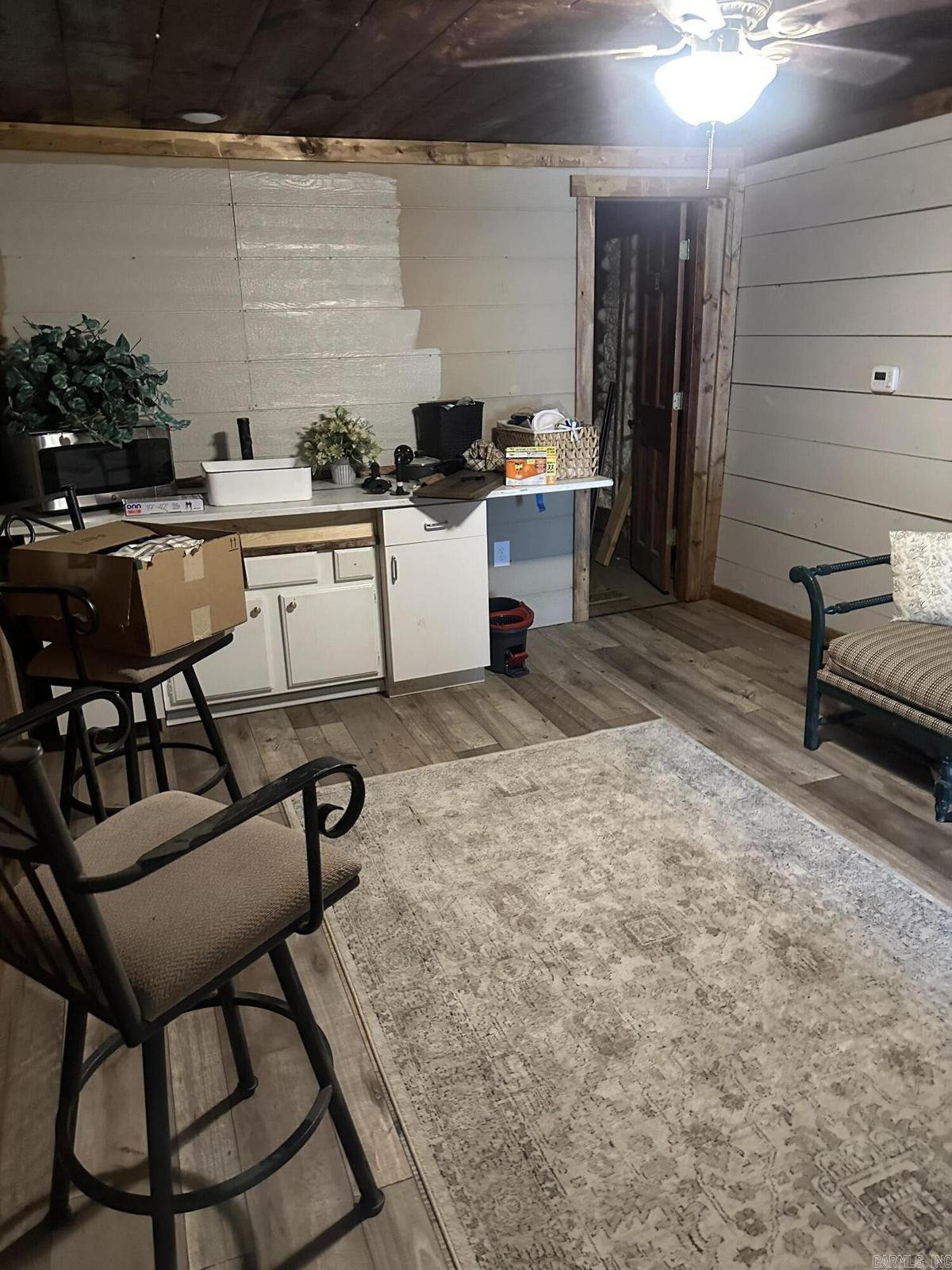 Mammoth Spring - Residential