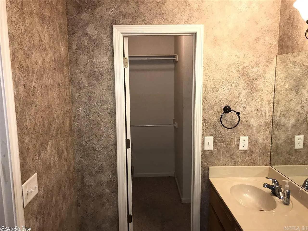 SPRING VALLEY SUB-RURBAN - Residential