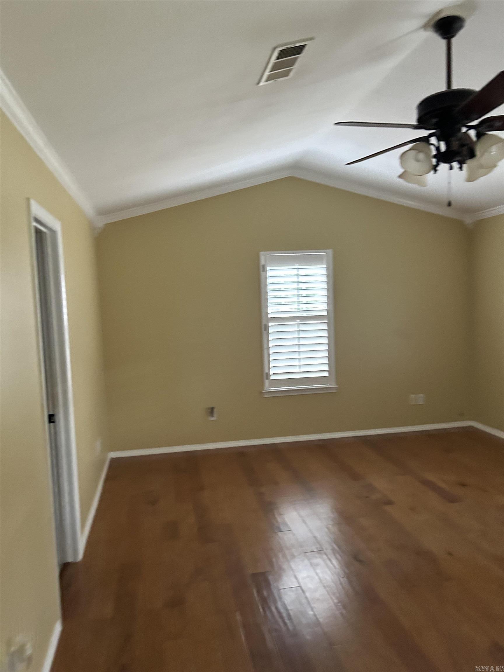 CHERRY CREEK - Residential