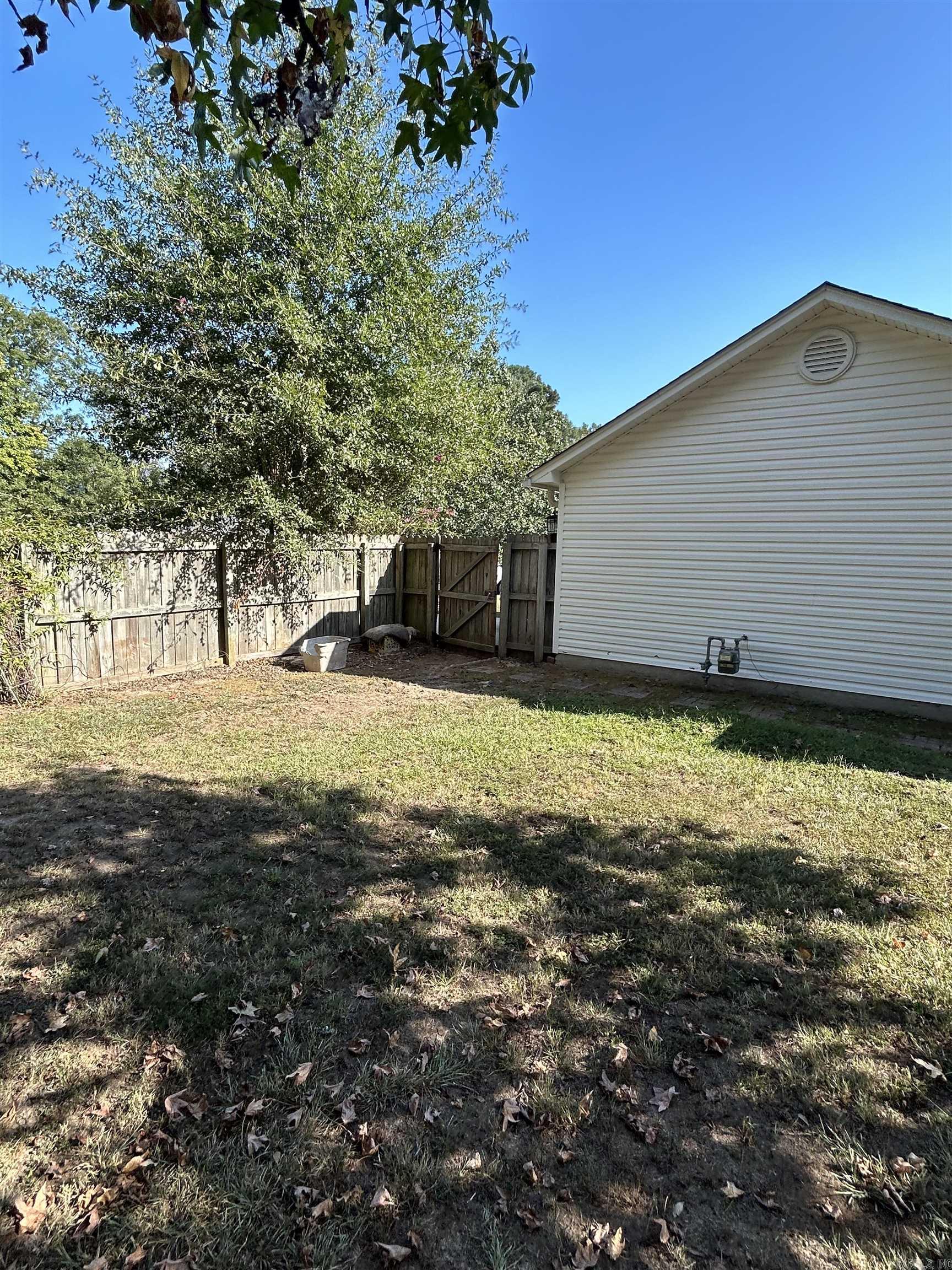 CHERRY CREEK - Residential