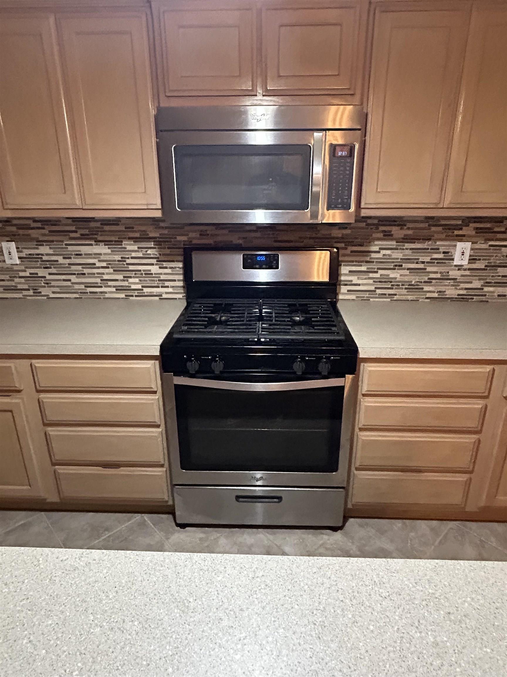 CHERRY CREEK - Residential