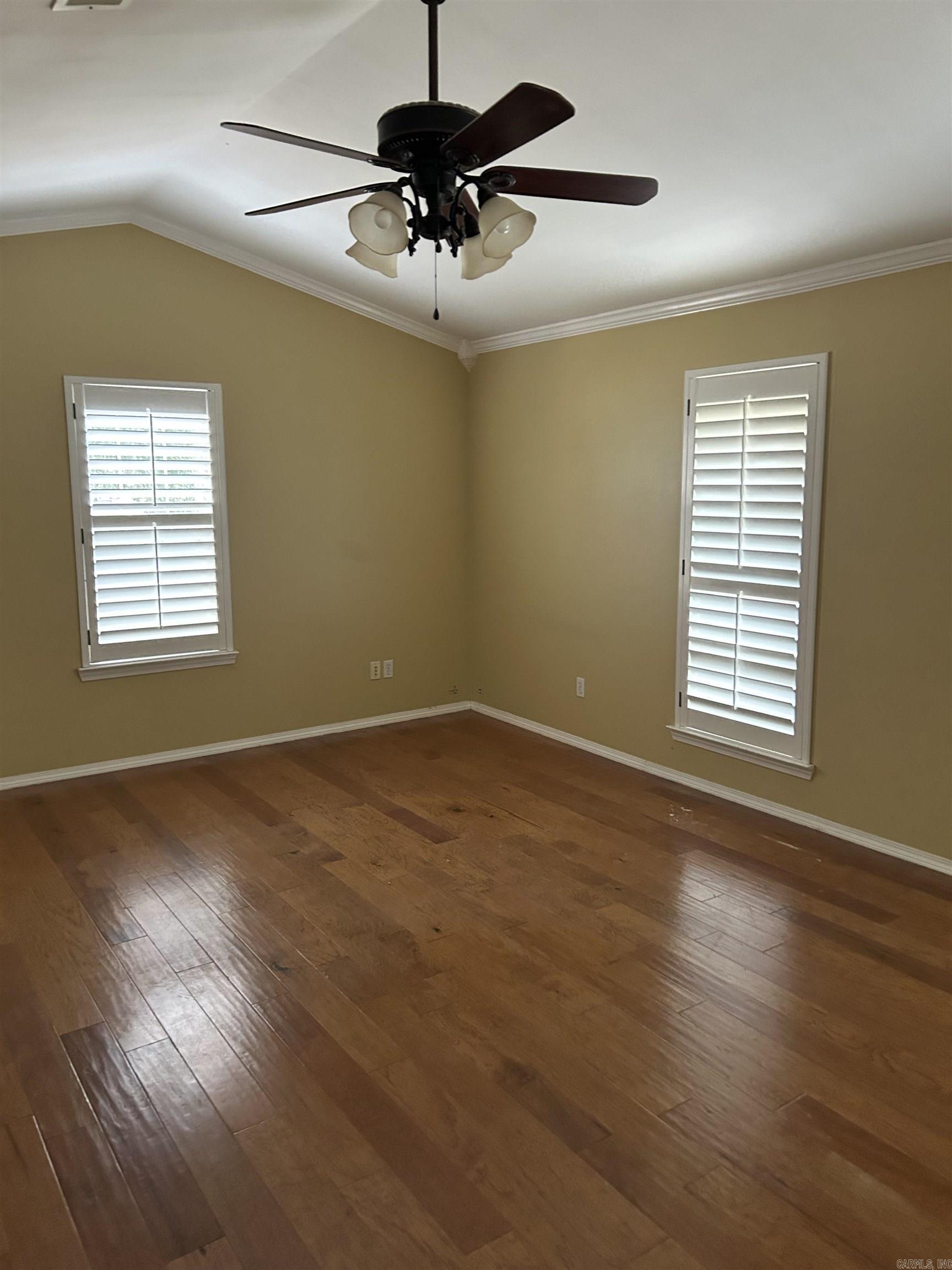 CHERRY CREEK - Residential