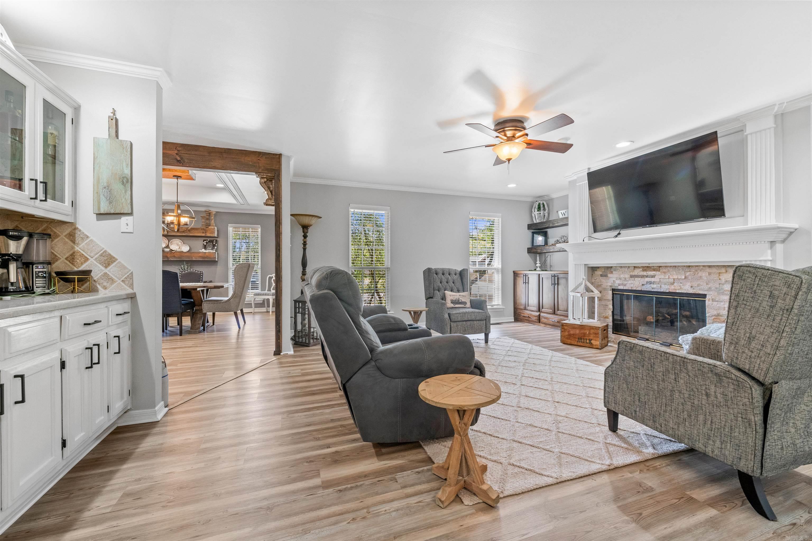 LAKEWOOD HEIGHTS - Residential