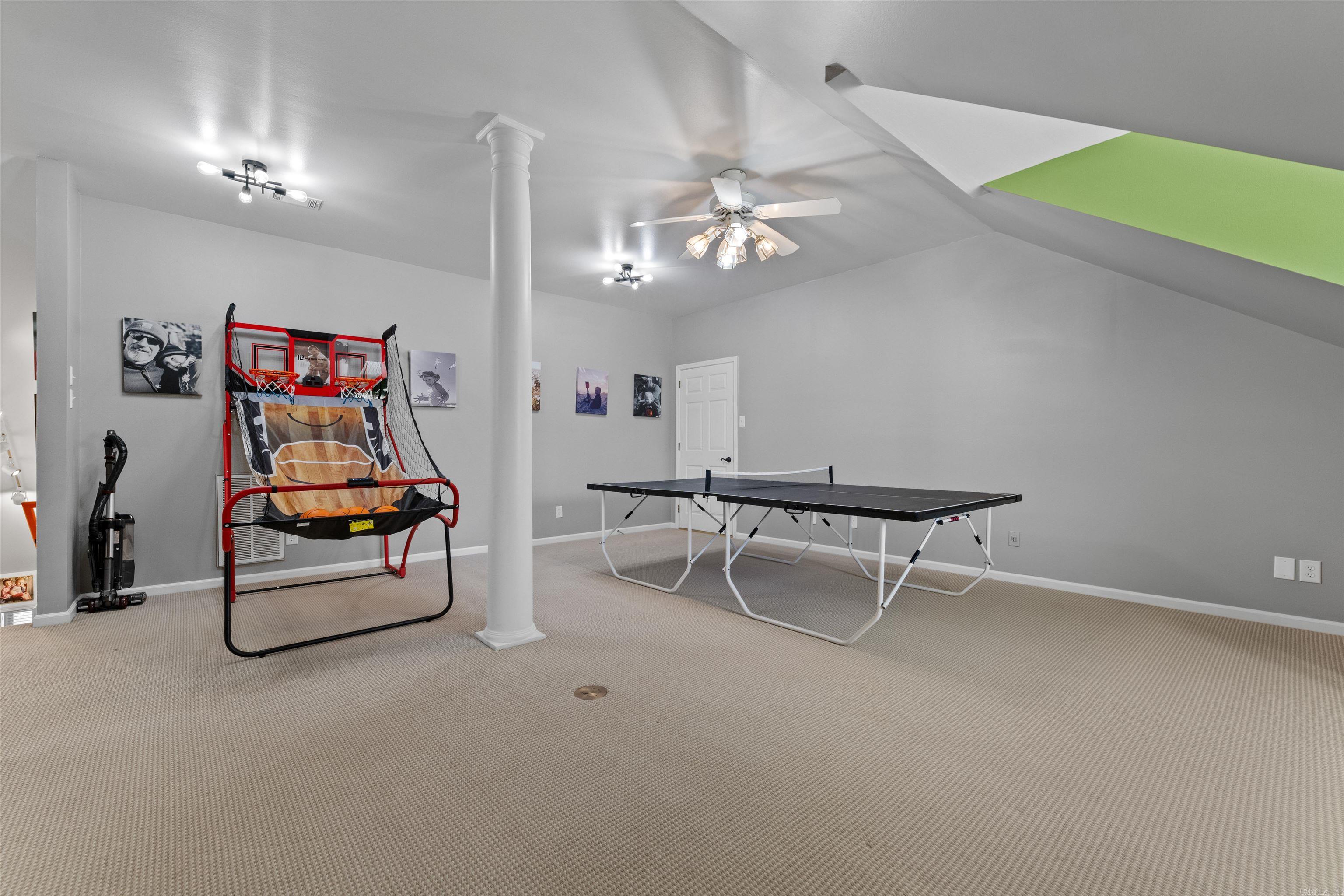 LAKEWOOD HEIGHTS - Residential