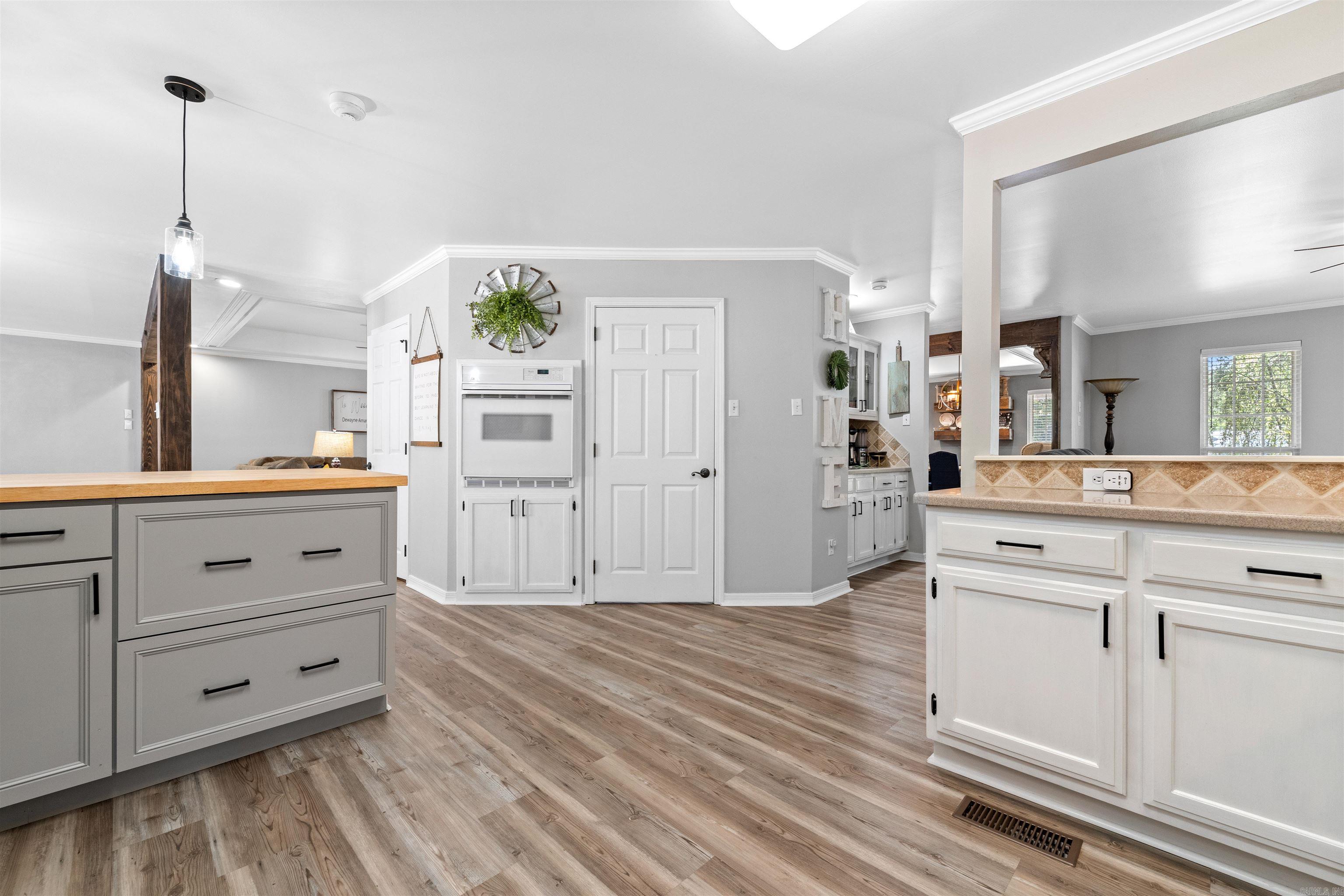 LAKEWOOD HEIGHTS - Residential