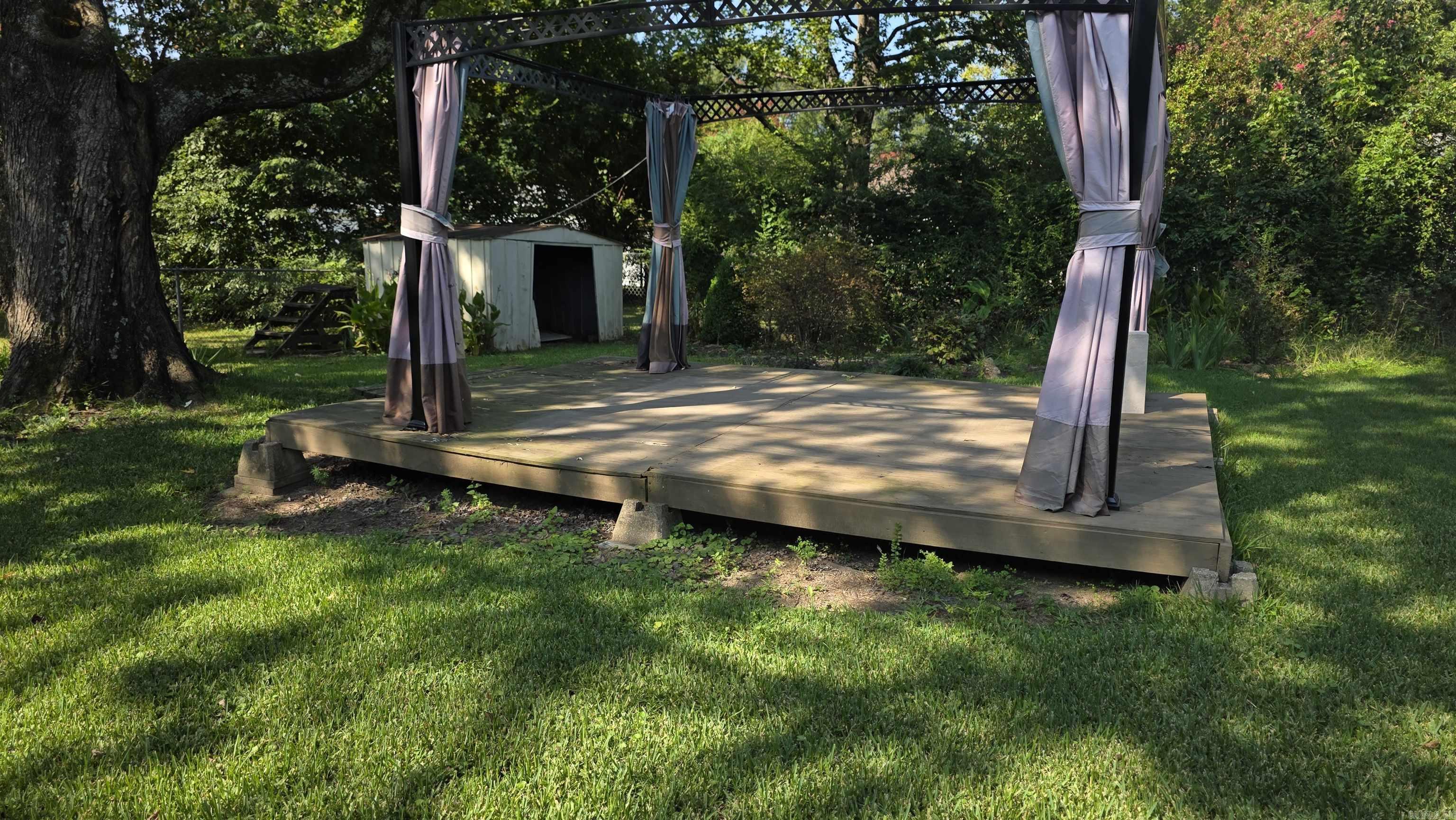 BELWOOD ANNEX - Residential