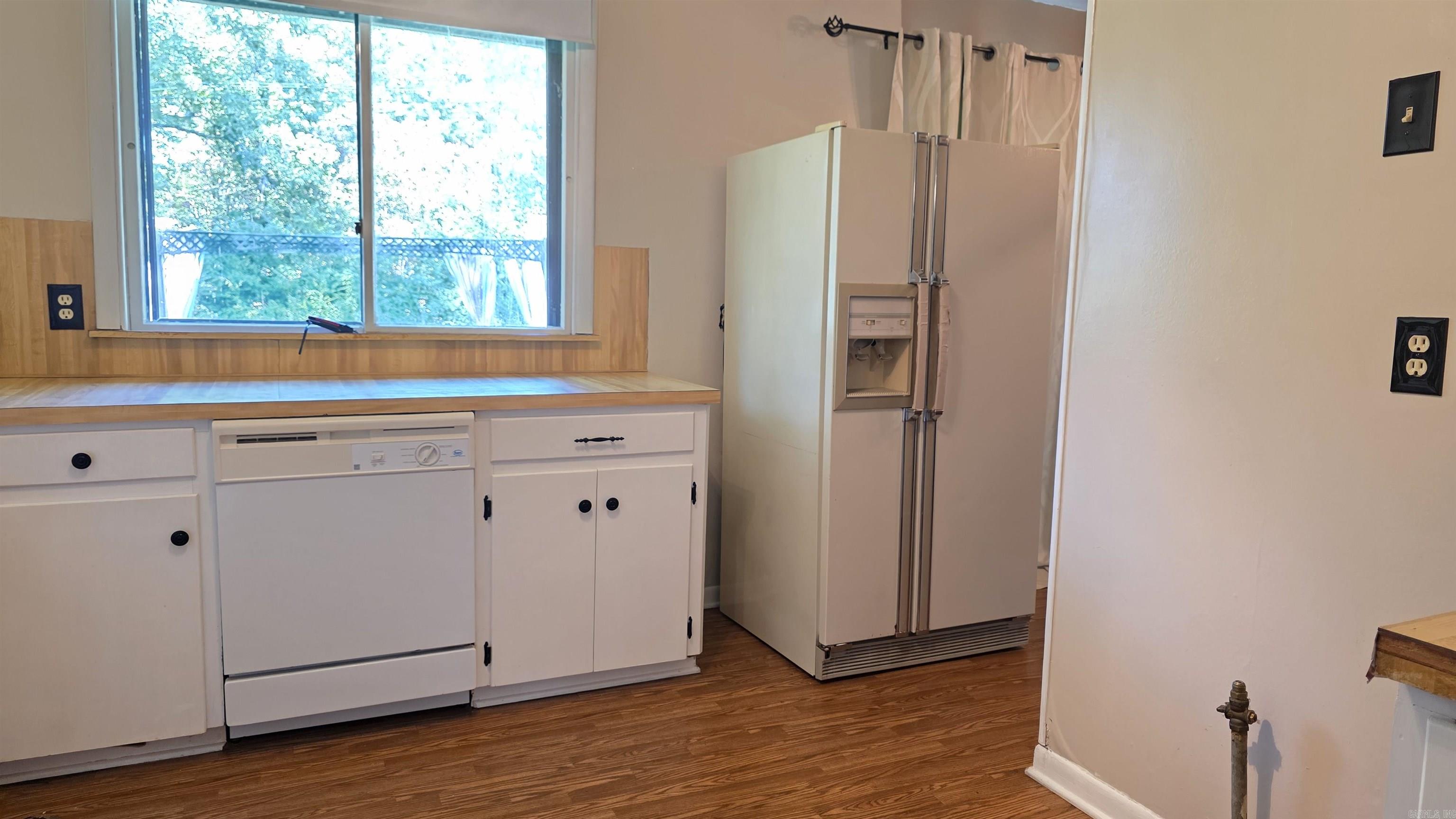 BELWOOD ANNEX - Residential