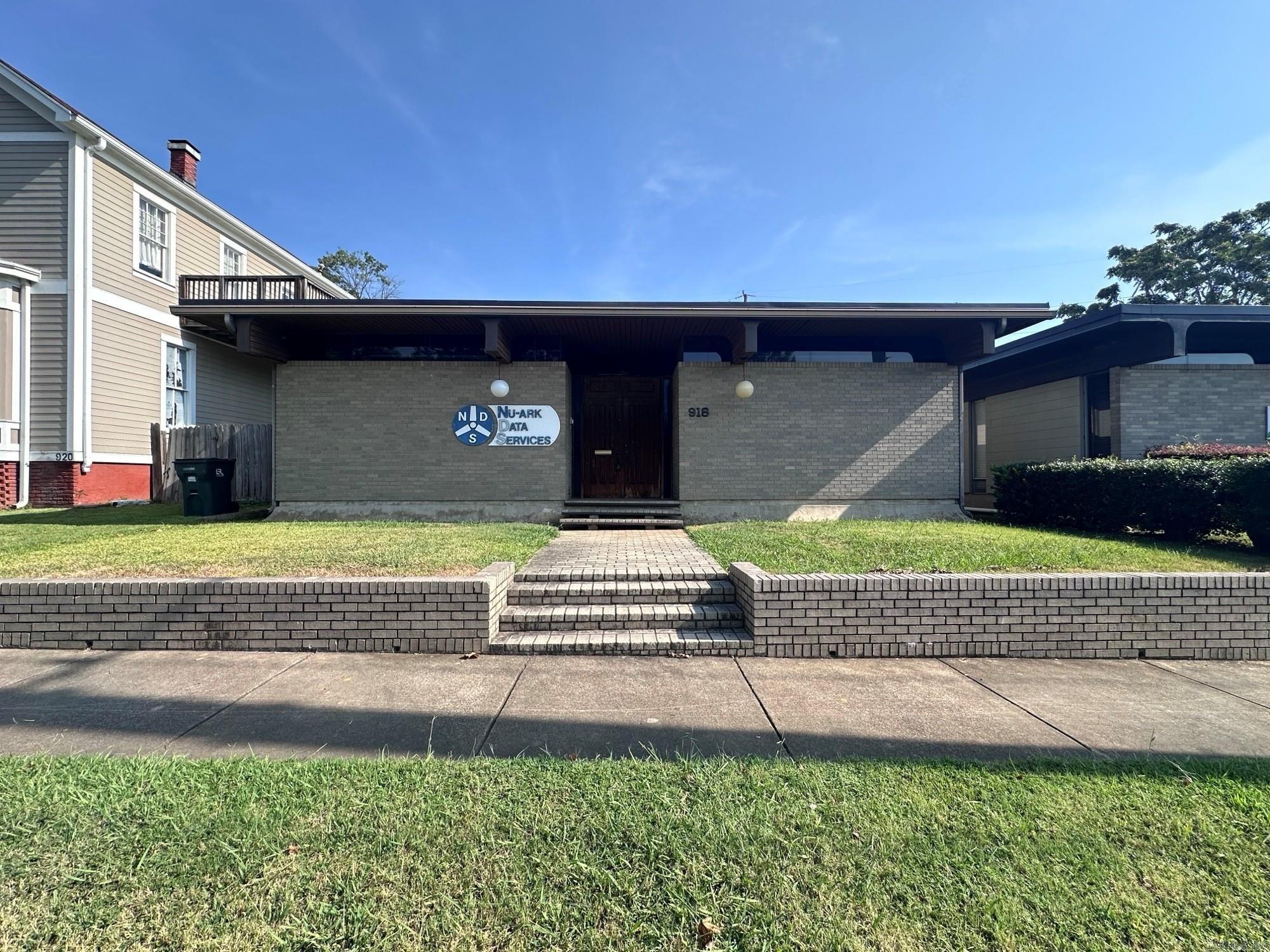 - High visibility - Centrally located off of Cantrell Road - Ideal for a CPA, law firm, or single office user - Versatile layout for various office configurations - Ample 2,390 SF of well-designed office space - Solid construction for long-term investment potential - Convenient access to key amenities and major thoroughfares - Potential for customization to suit specific business needs - Strategic location in the vibrant Little Rock area