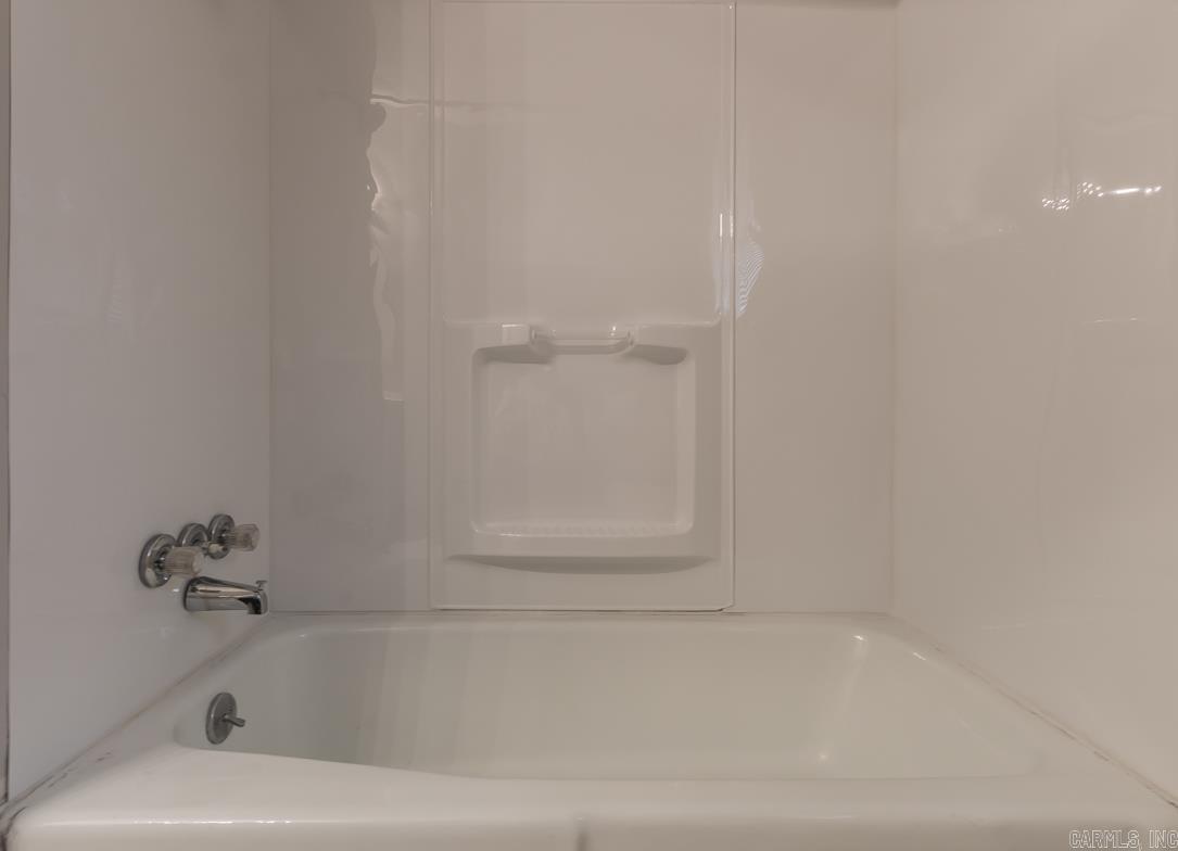 Indian Head Lakes Estates - Residential Lease