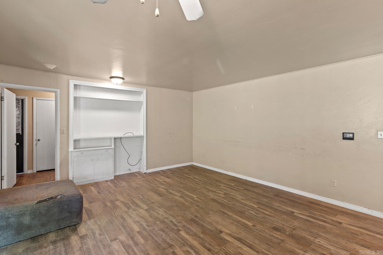 Halls Third - Residential