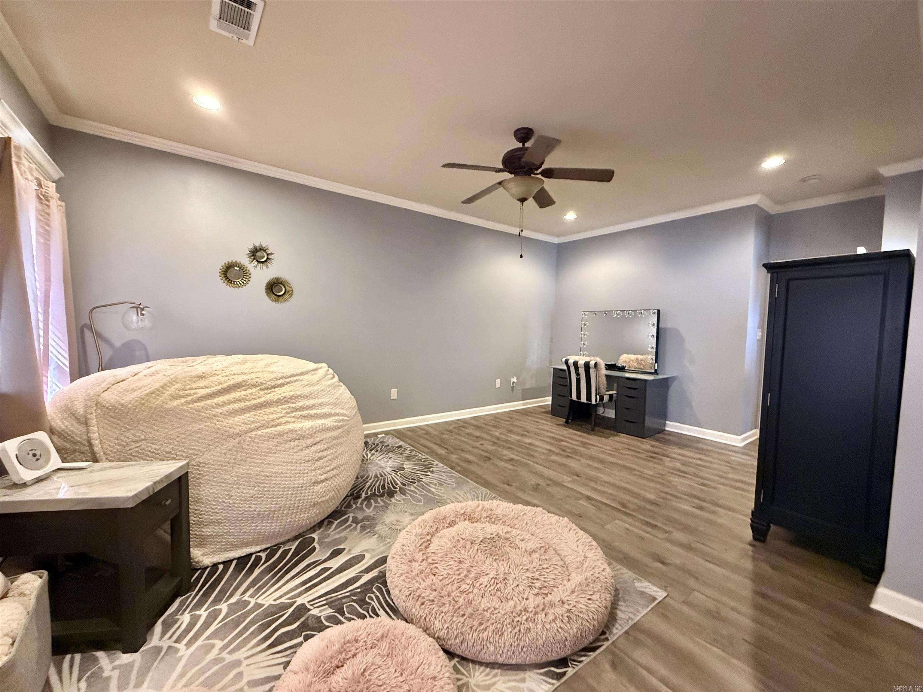 EAST RIDGE - Residential