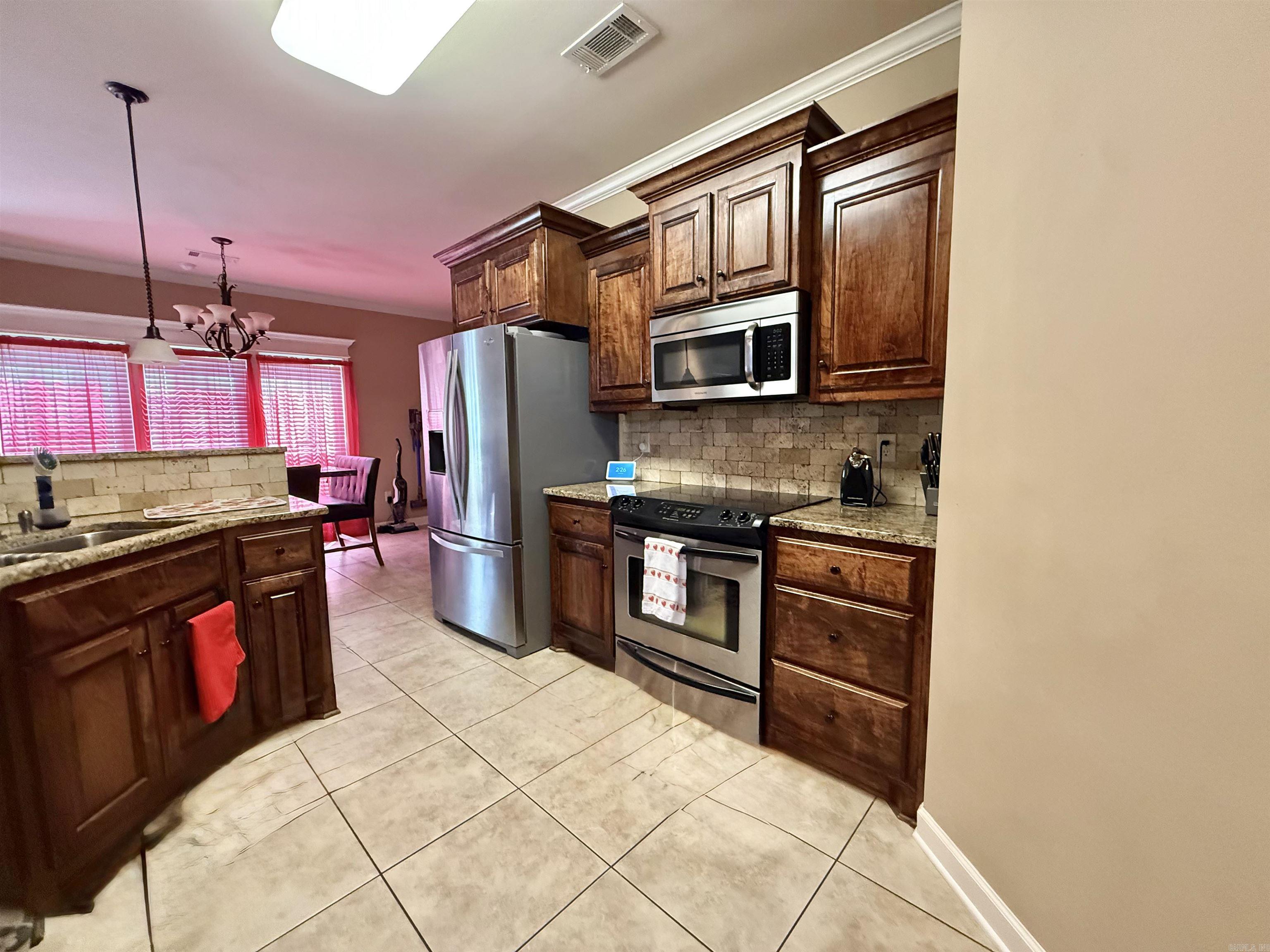 EAST RIDGE - Residential