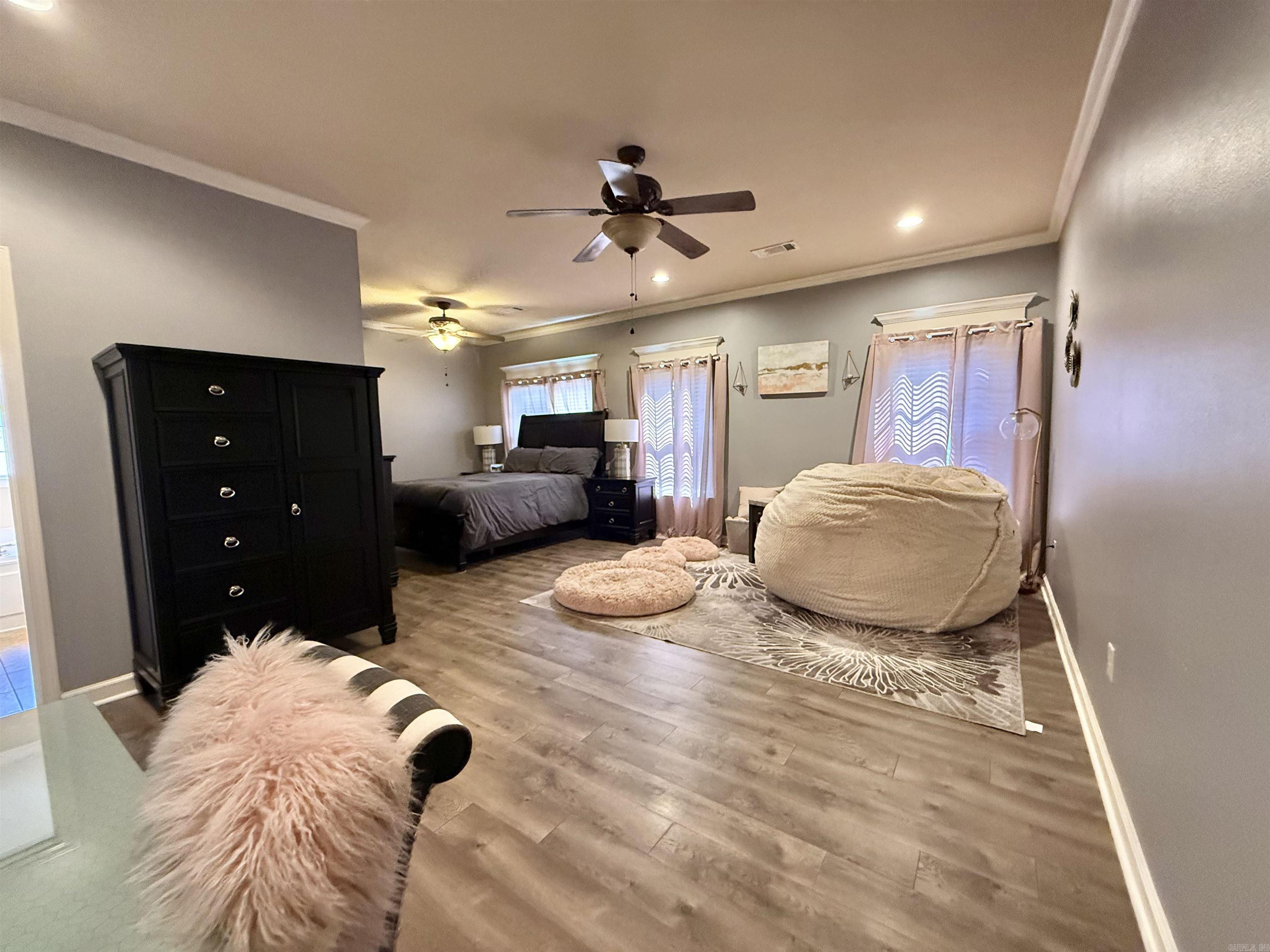 EAST RIDGE - Residential