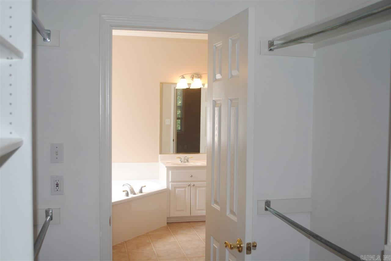 CHENAL VALLEY DUQUESNE COMMUNITY - Residential