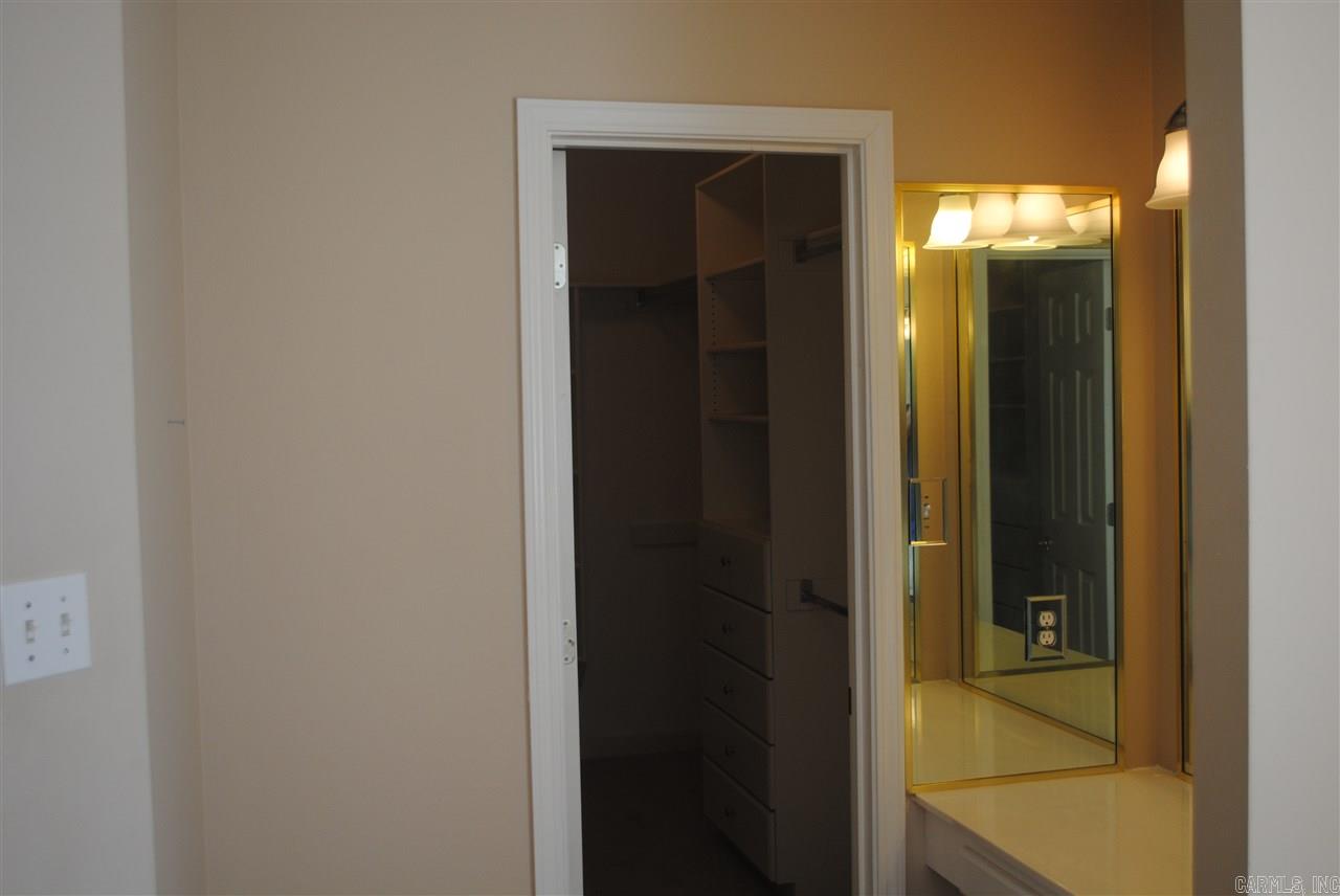 CHENAL VALLEY DUQUESNE COMMUNITY - Residential