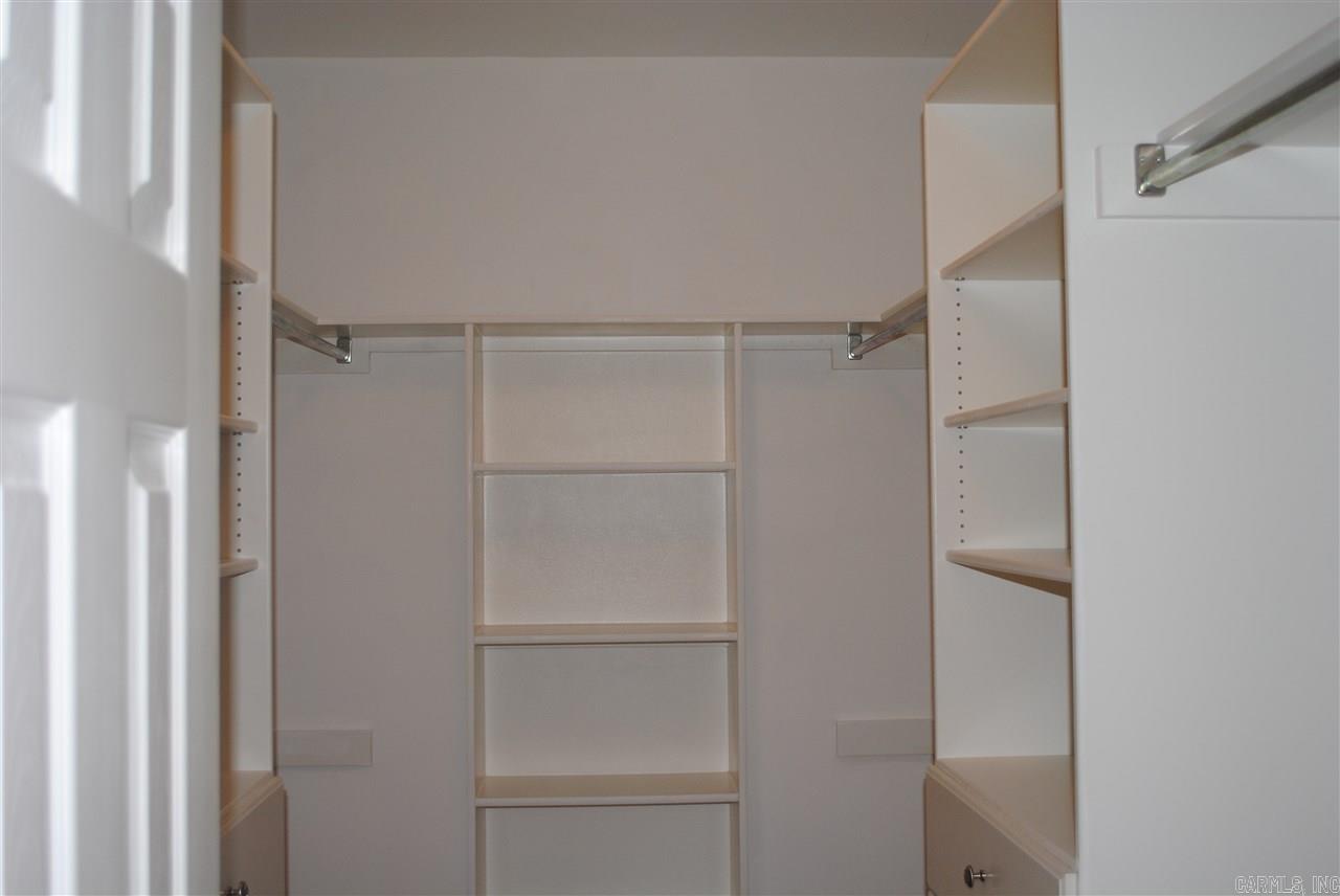 CHENAL VALLEY DUQUESNE COMMUNITY - Residential