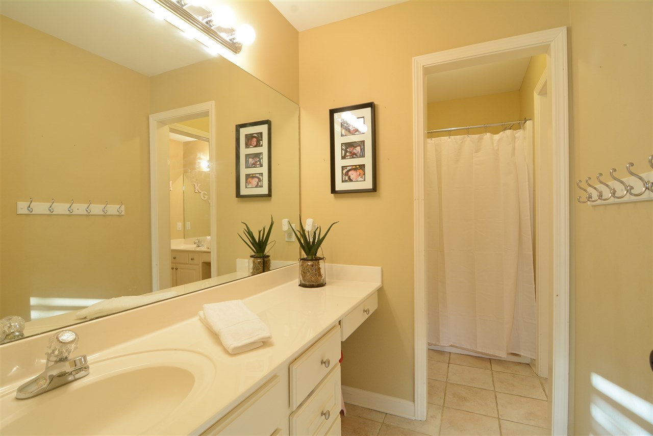 CHENAL VALLEY DUQUESNE COMMUNITY - Residential