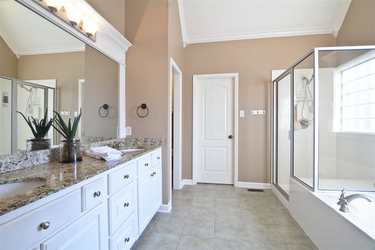 CHENAL VALLEY DUQUESNE COMMUNITY - Residential