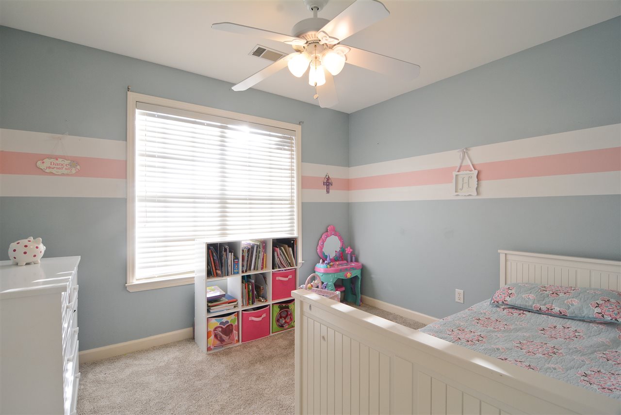 CHENAL VALLEY DUQUESNE COMMUNITY - Residential