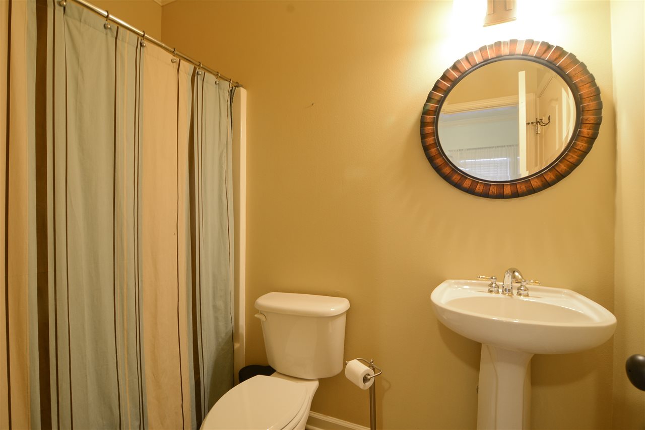 CHENAL VALLEY DUQUESNE COMMUNITY - Residential