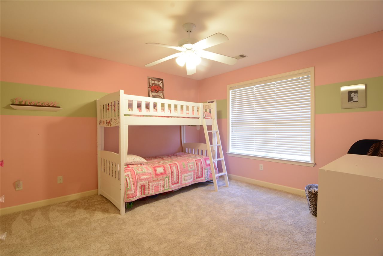 CHENAL VALLEY DUQUESNE COMMUNITY - Residential