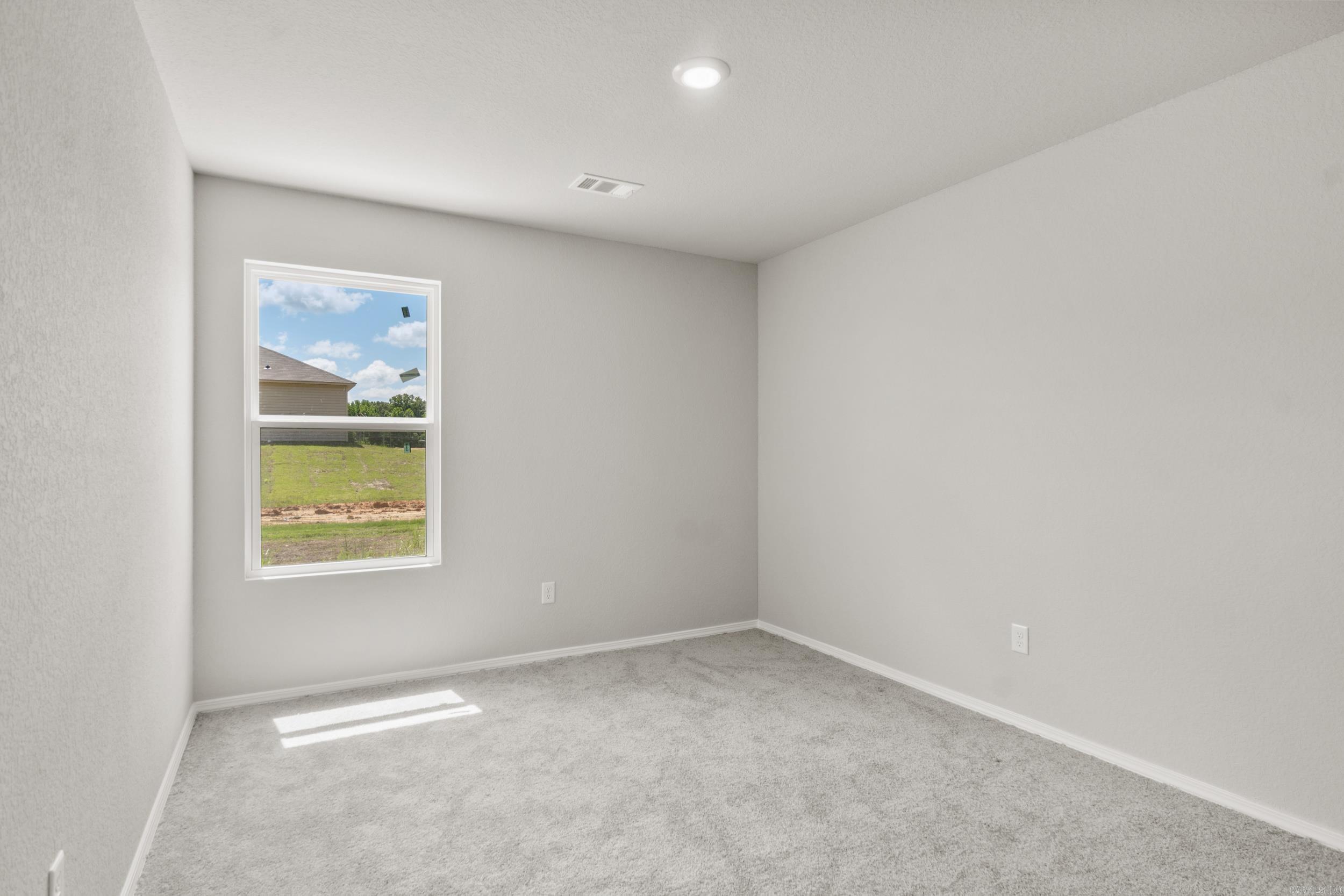 DEERFIELD ESTATES - Residential