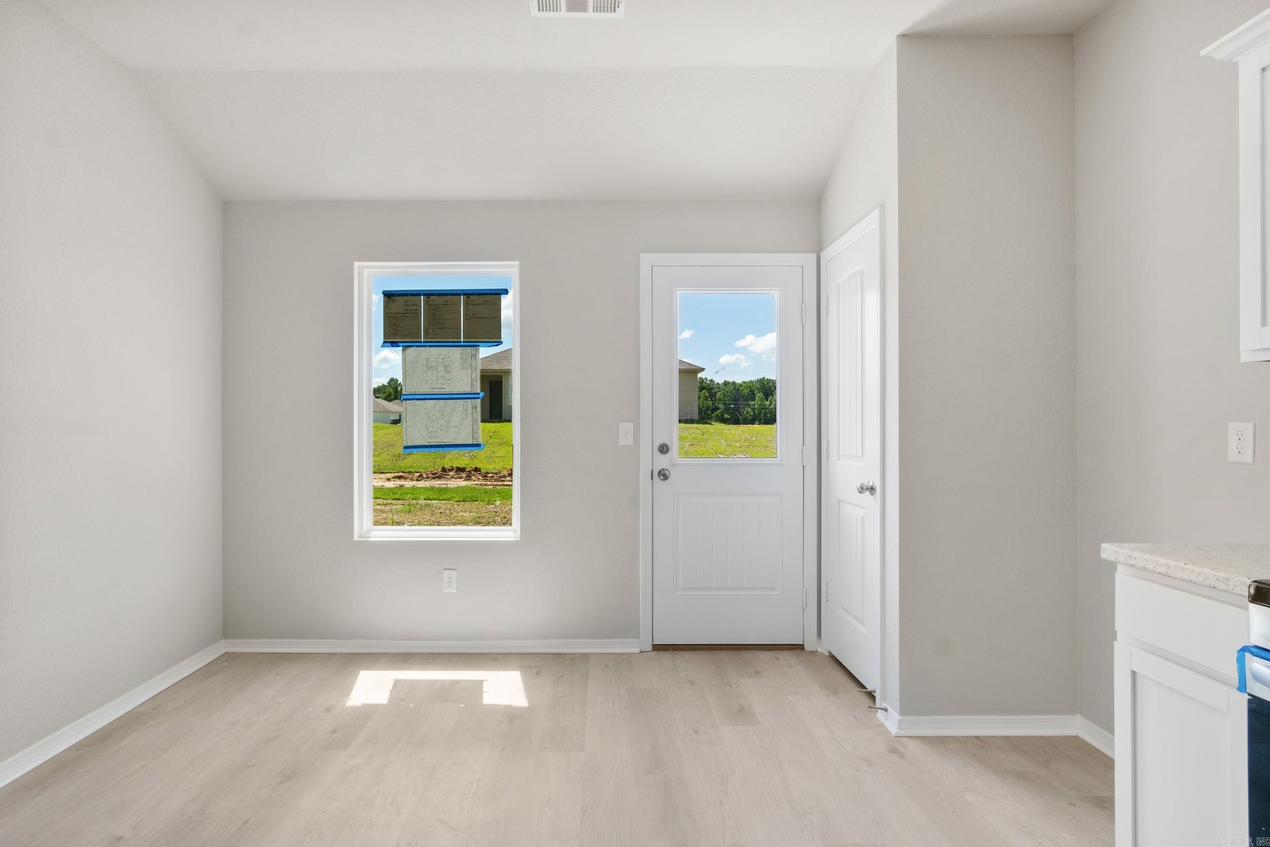 DEERFIELD ESTATES - Residential