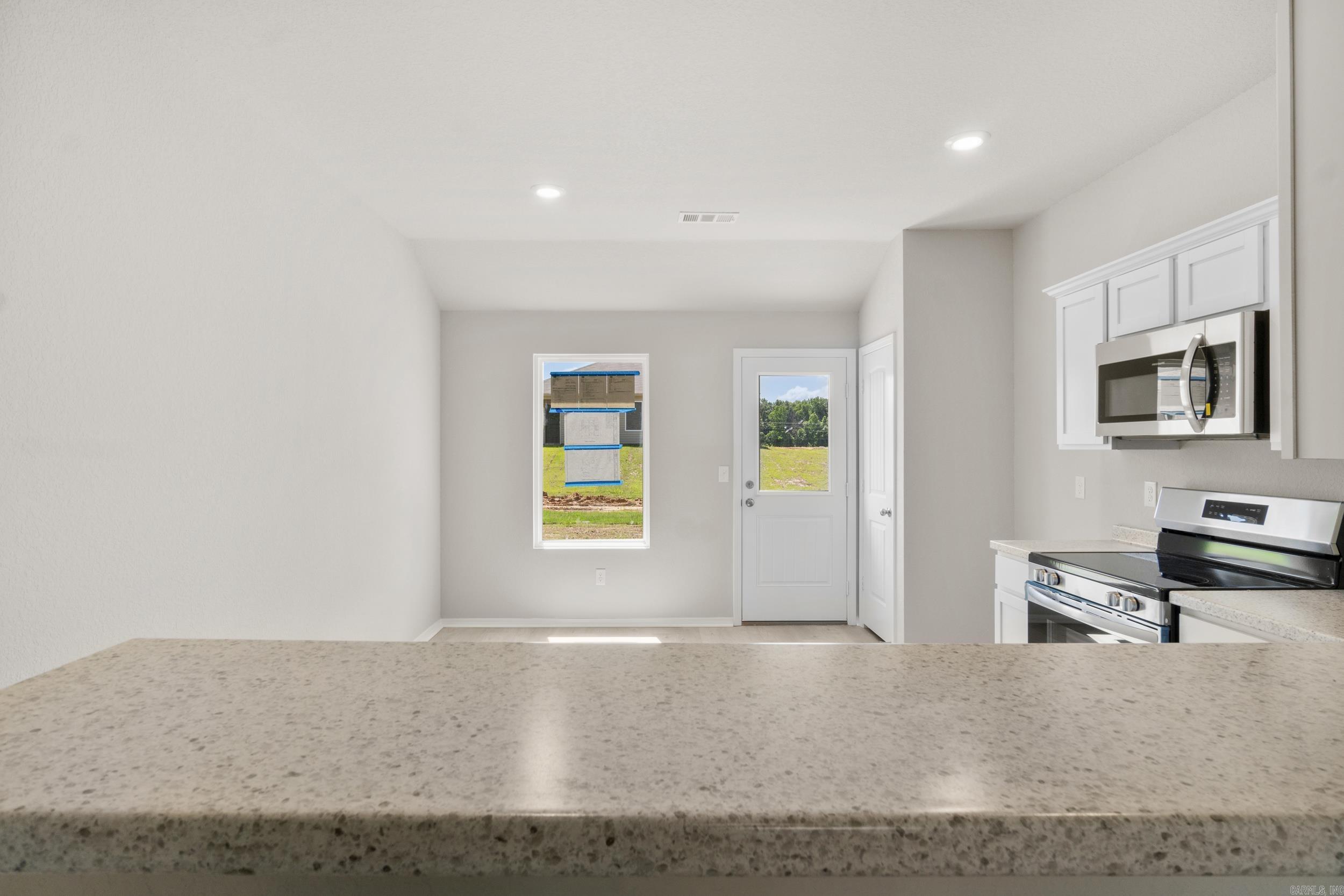 DEERFIELD ESTATES - Residential