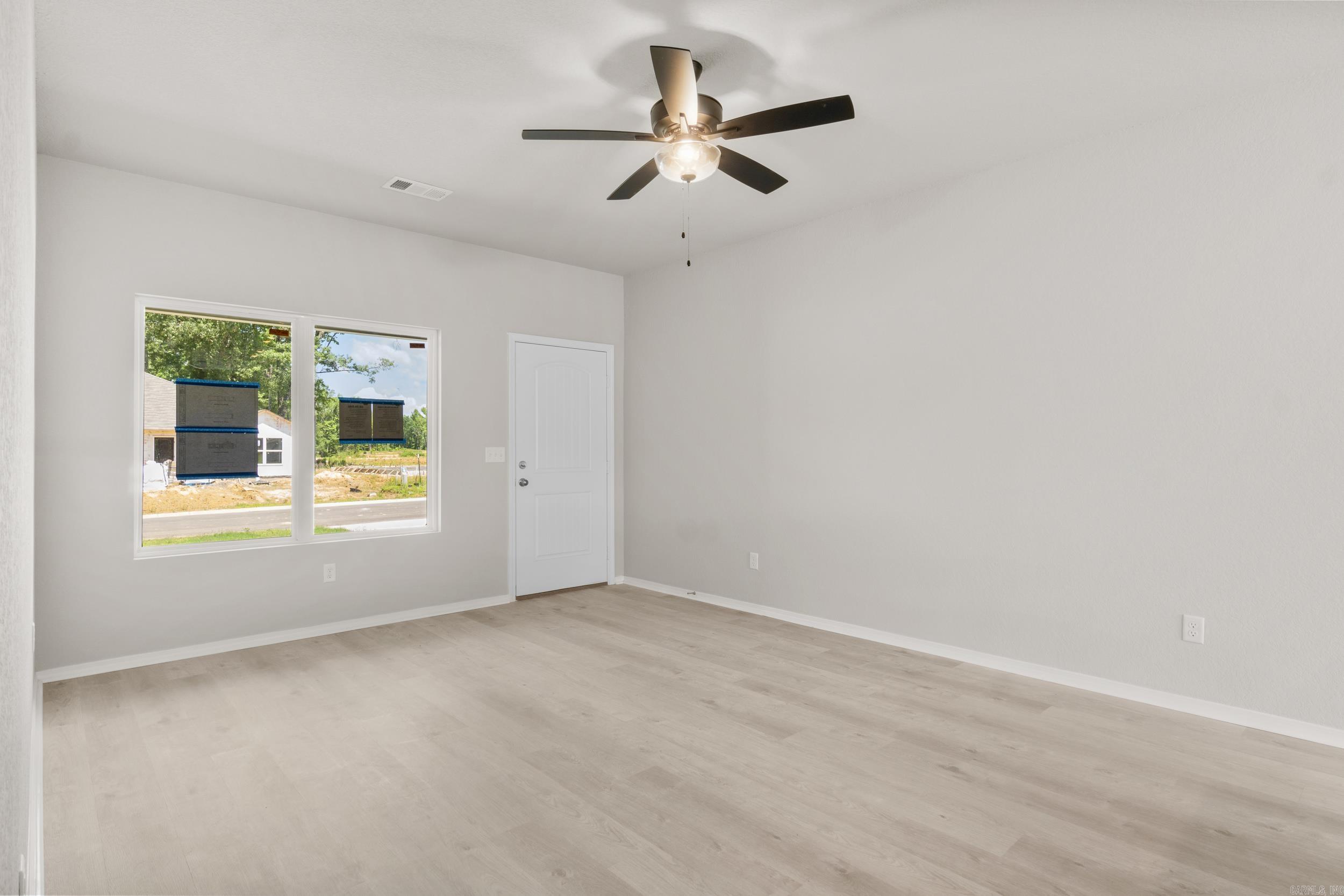 DEERFIELD ESTATES - Residential