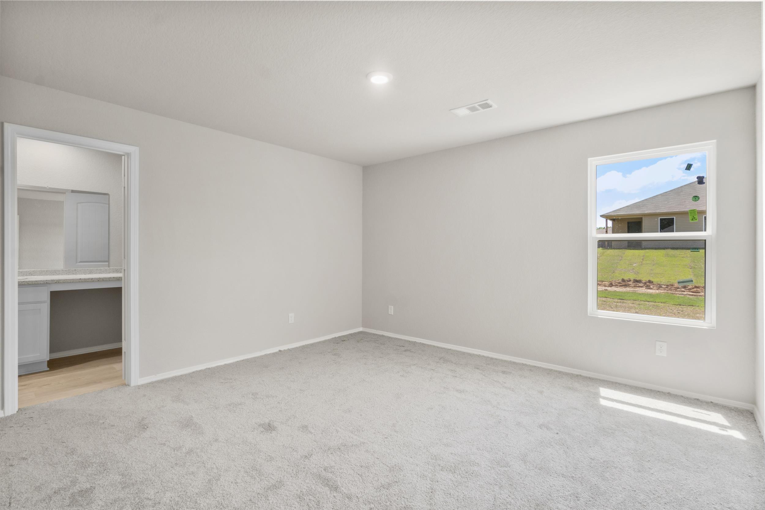 DEERFIELD ESTATES - Residential