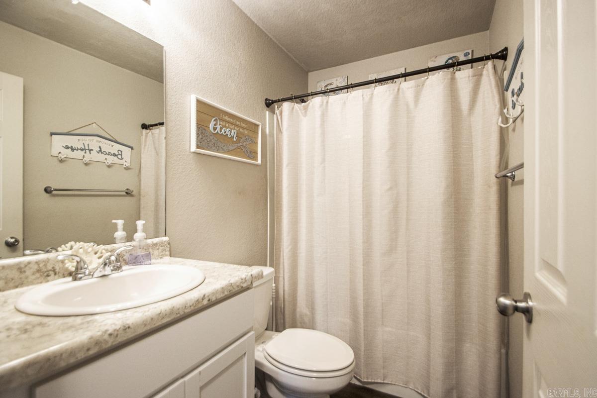 PARKWAY MEADOWS - Residential