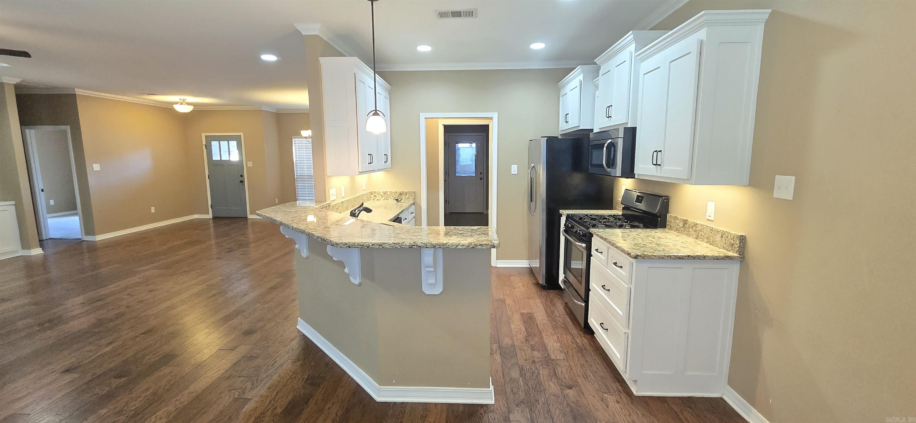 Stonehedge Place II - Residential Lease