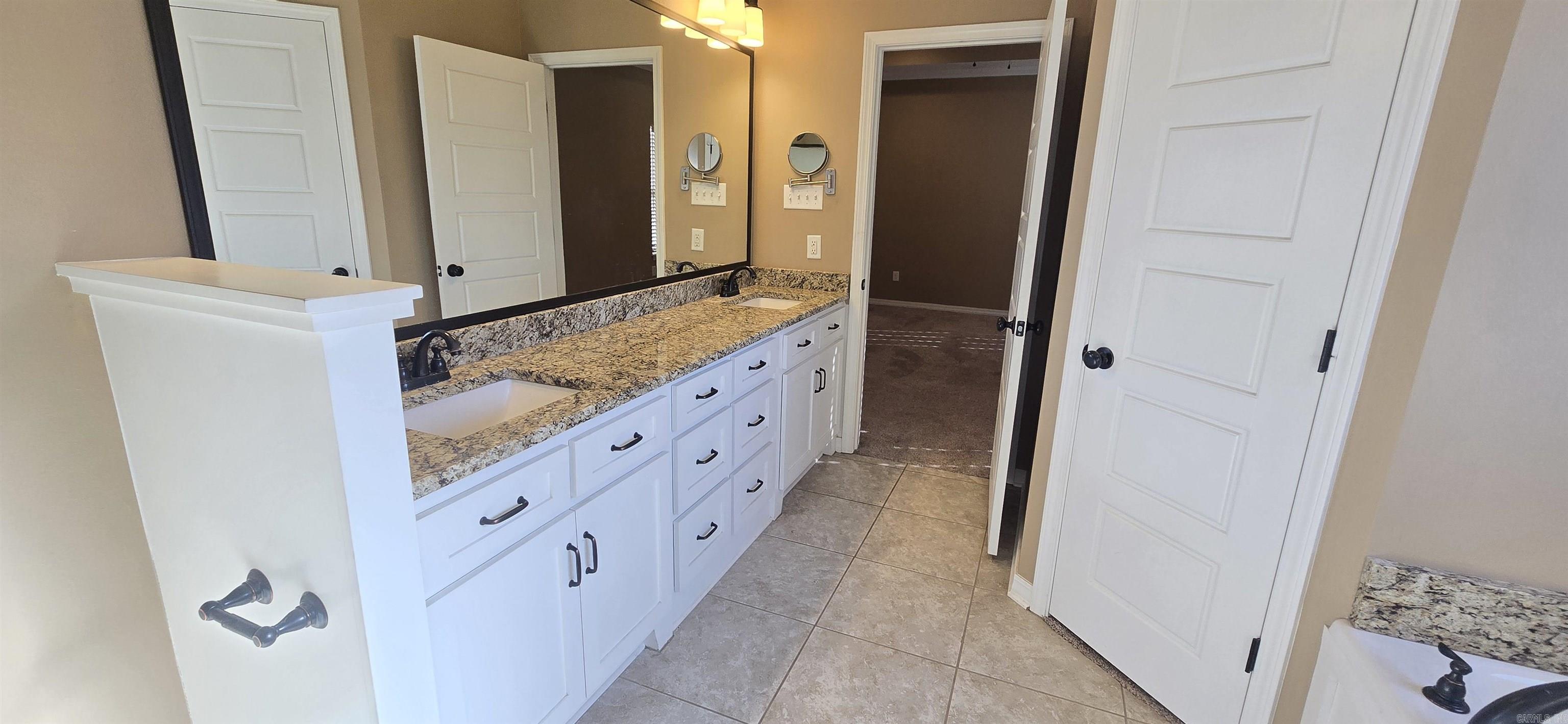 Stonehedge Place II - Residential Lease