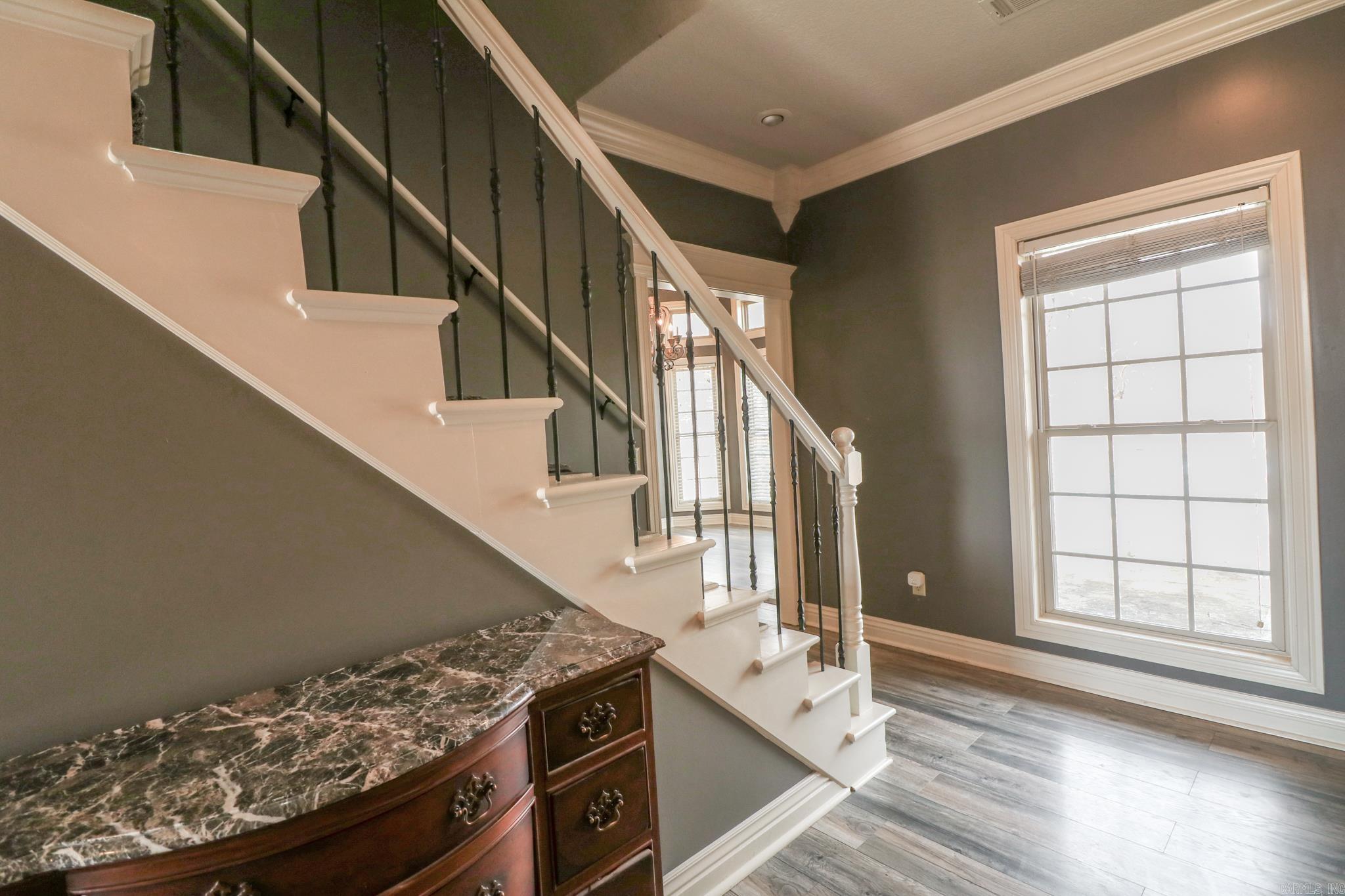 Layman Crest - Residential