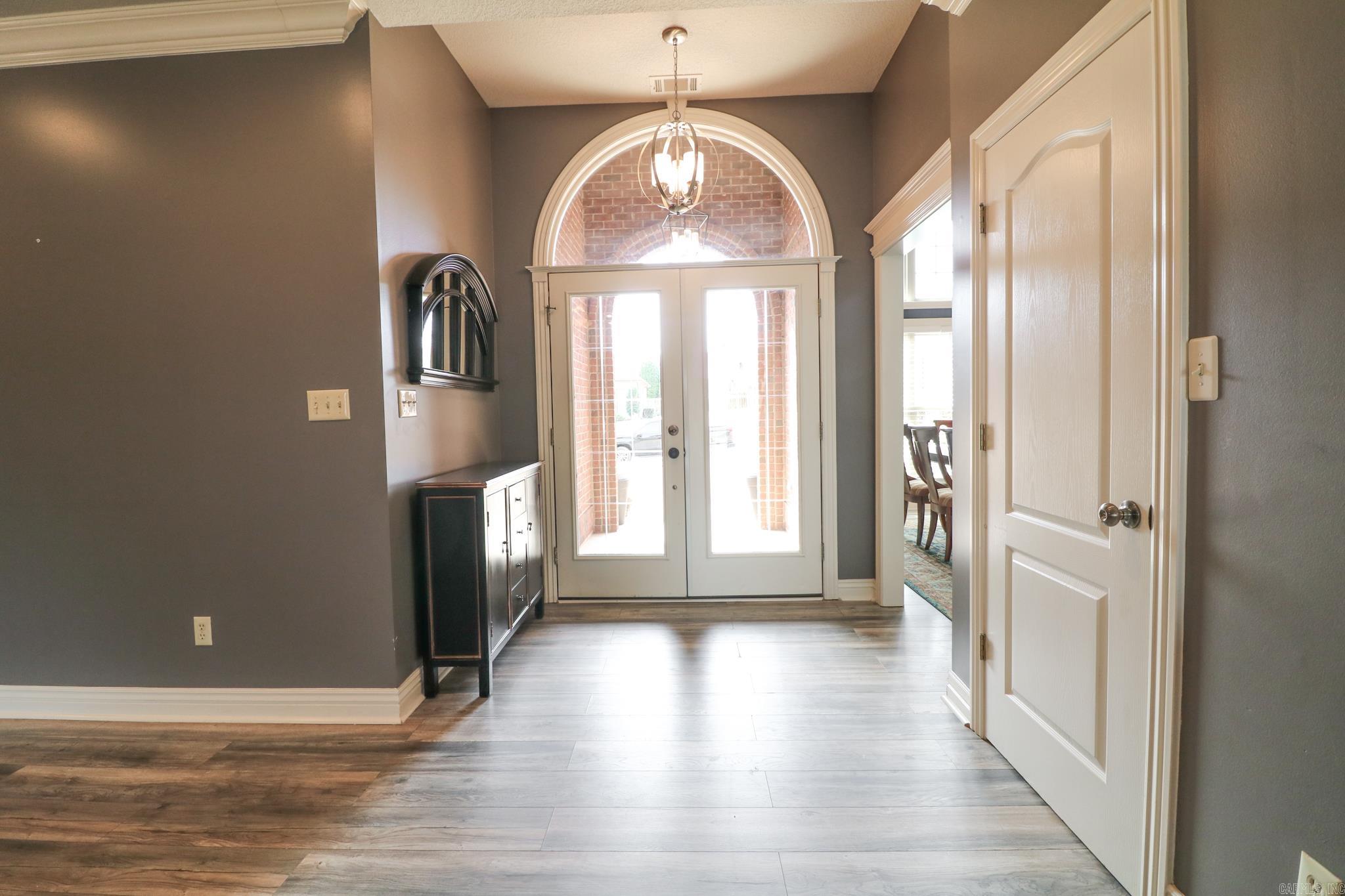 Layman Crest - Residential