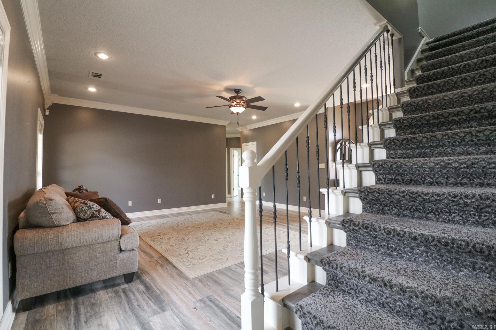 Layman Crest - Residential