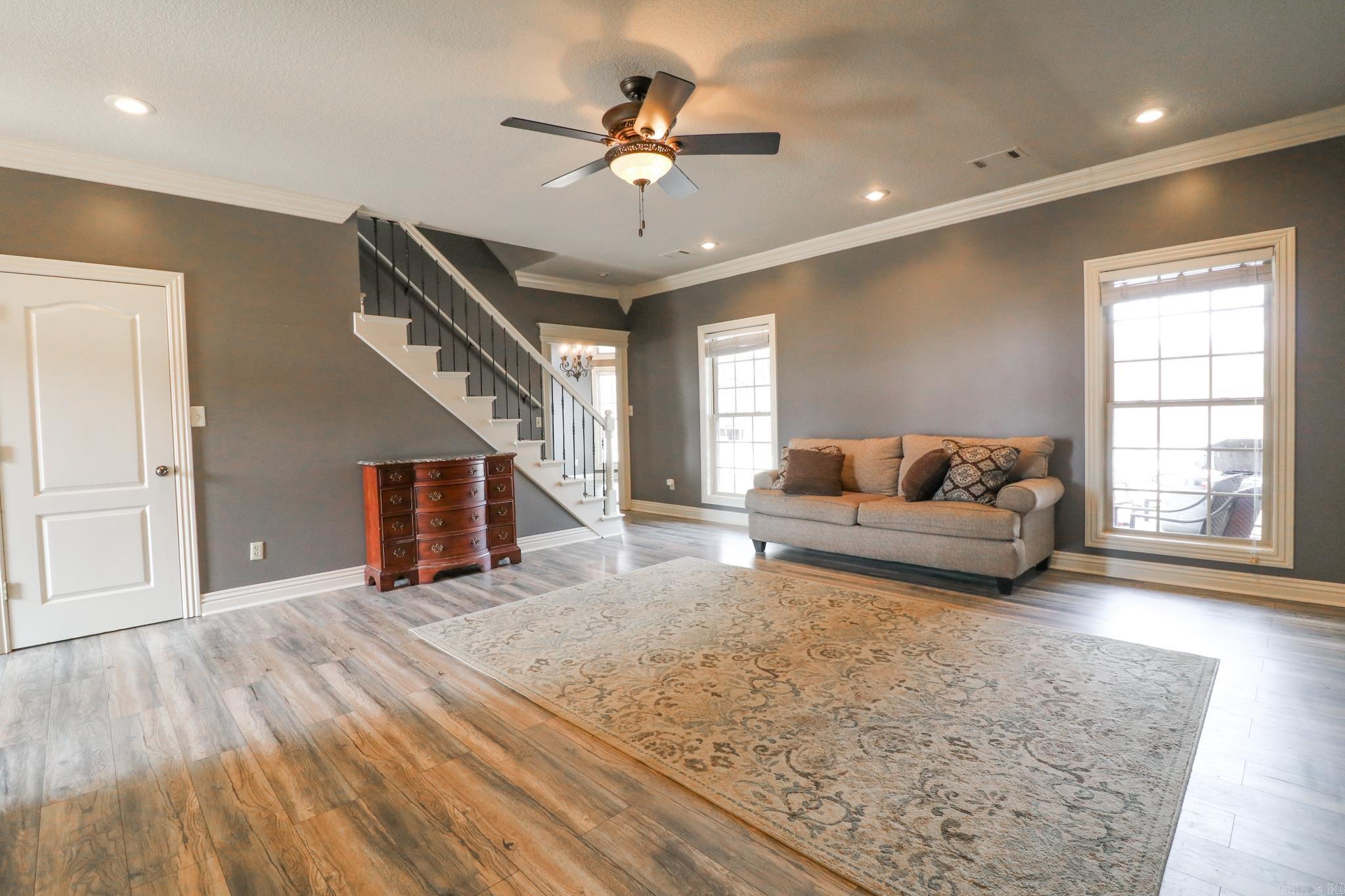 Layman Crest - Residential