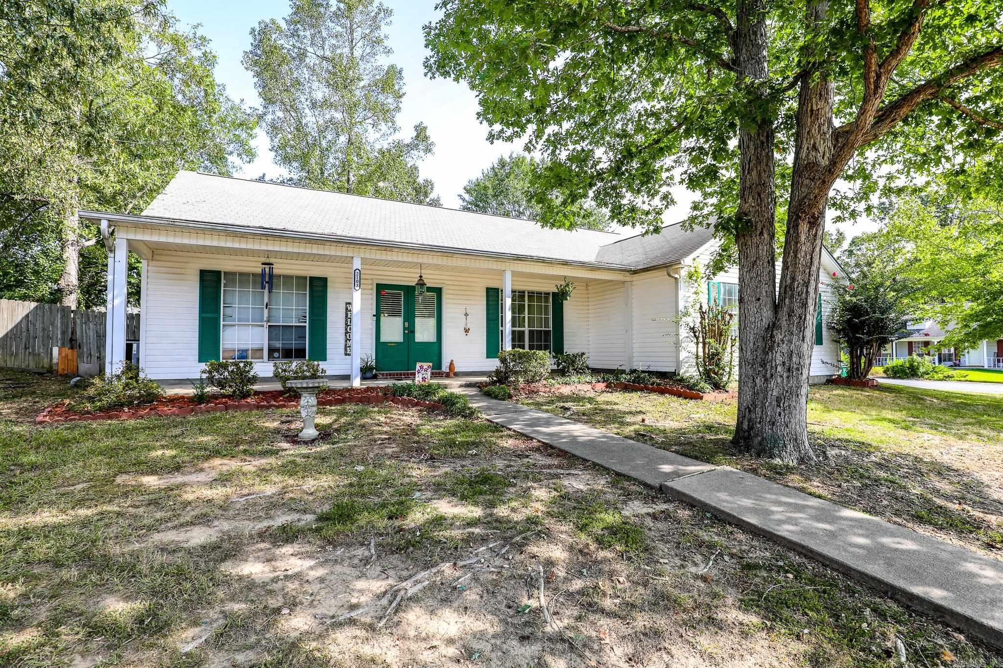 CHERRY CREEK - Residential