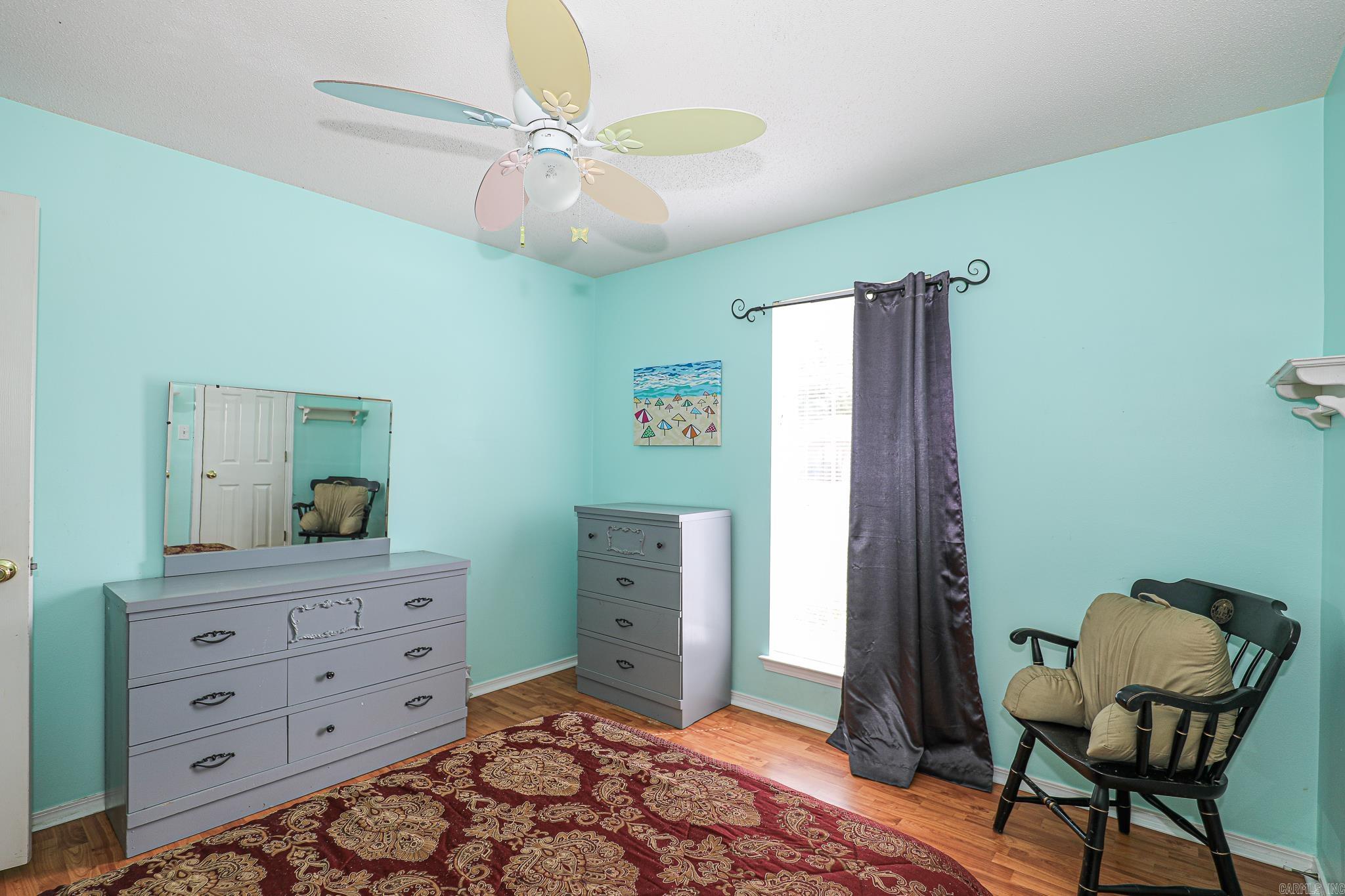 CHERRY CREEK - Residential